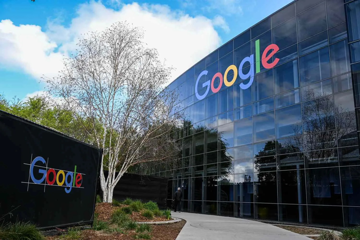 Google Stock Soars: Is This the Start of a Bull Run?