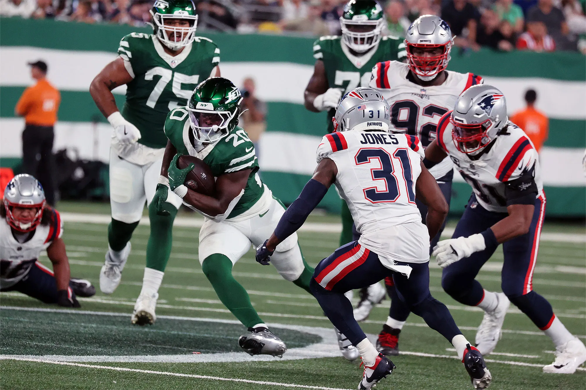 Jets' Nightmare Continues: Patriots Snap Losing Streak in Dramatic Finish