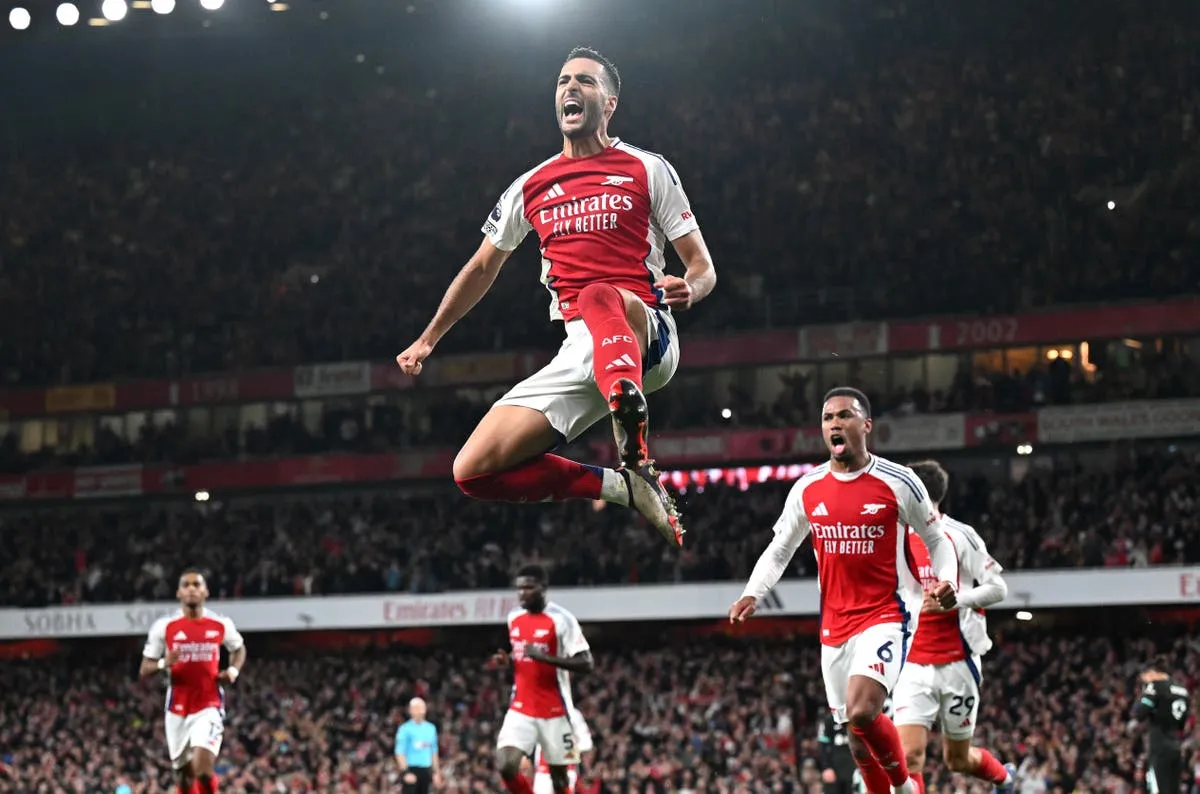 Late Drama: Salah Rescues Liverpool in Thrilling 2-2 Draw Against Arsenal