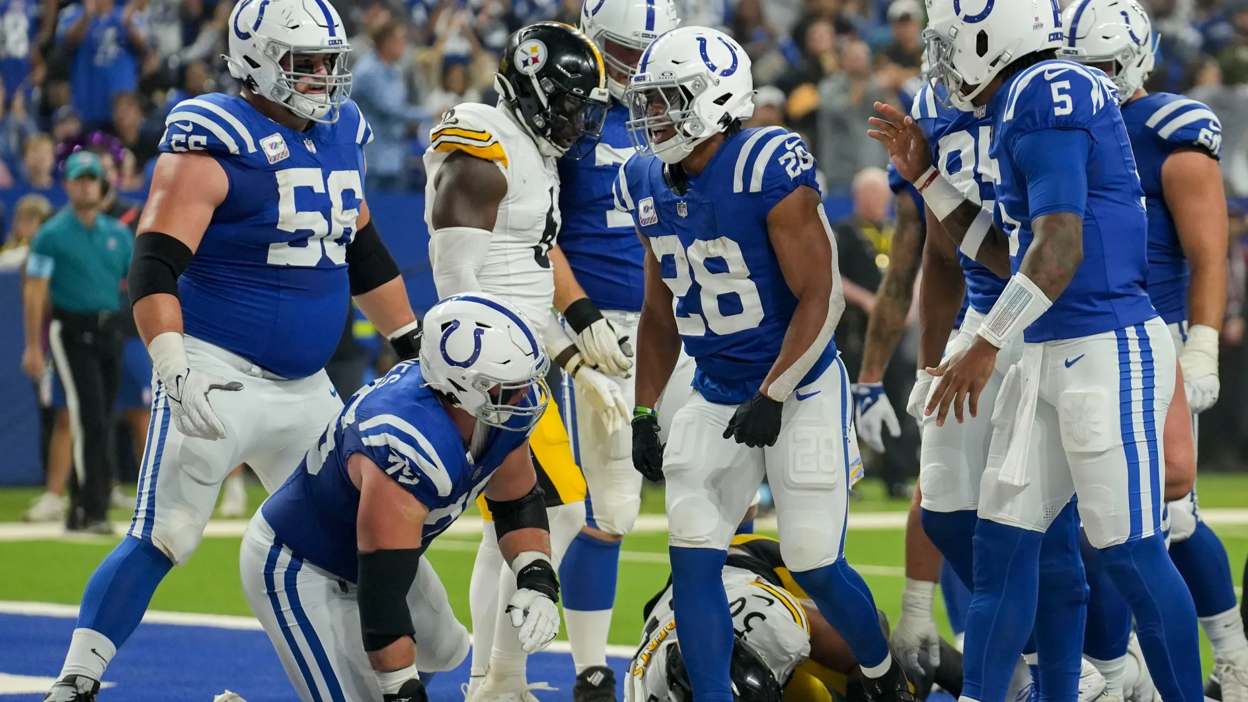 Texans Edge Out Colts 23-20 in Thrilling AFC South Showdown