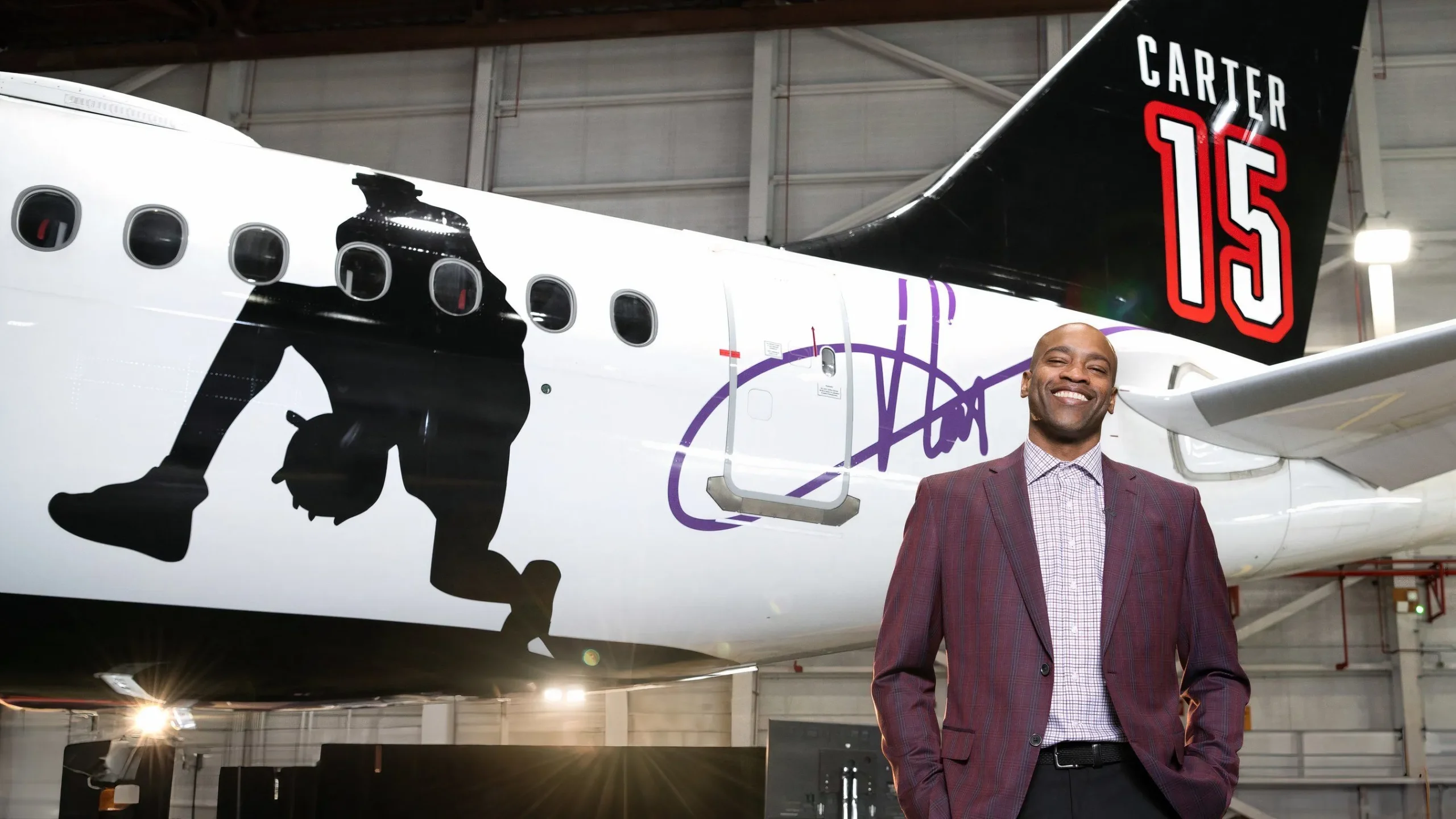 Vince Carter's Emotional Jersey Retirement: A Celebration of 'Vinsanity'