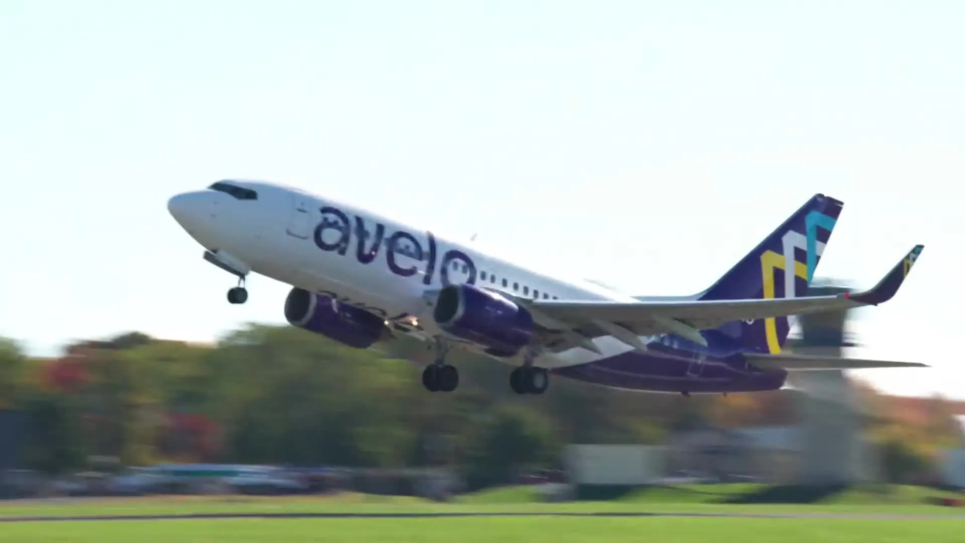 Avelo Airlines Soars: New Routes and Unbeatable Fares Transform Travel!