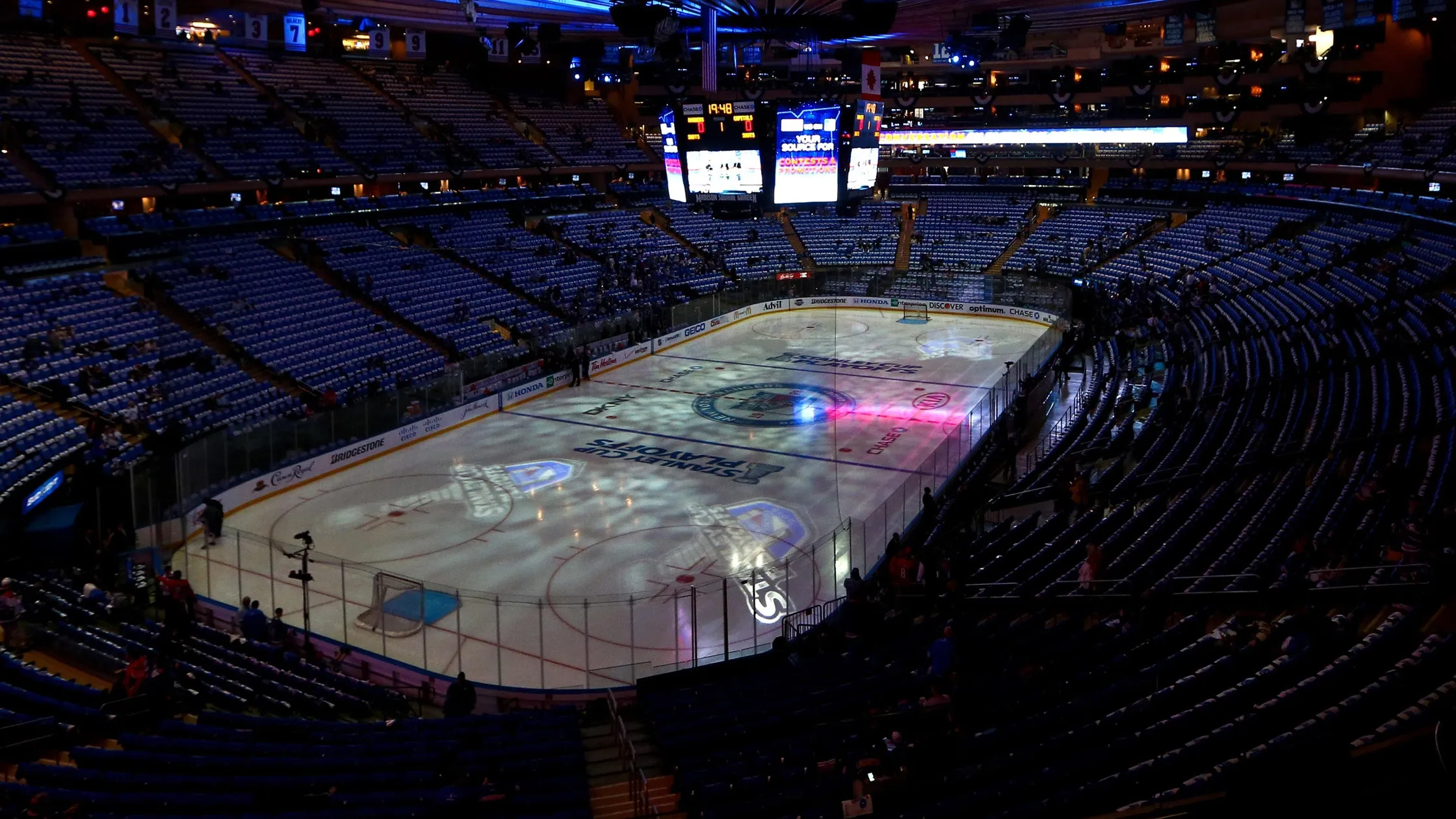 Can the Blackhawks End Their Skid Against the Rangers Tonight?