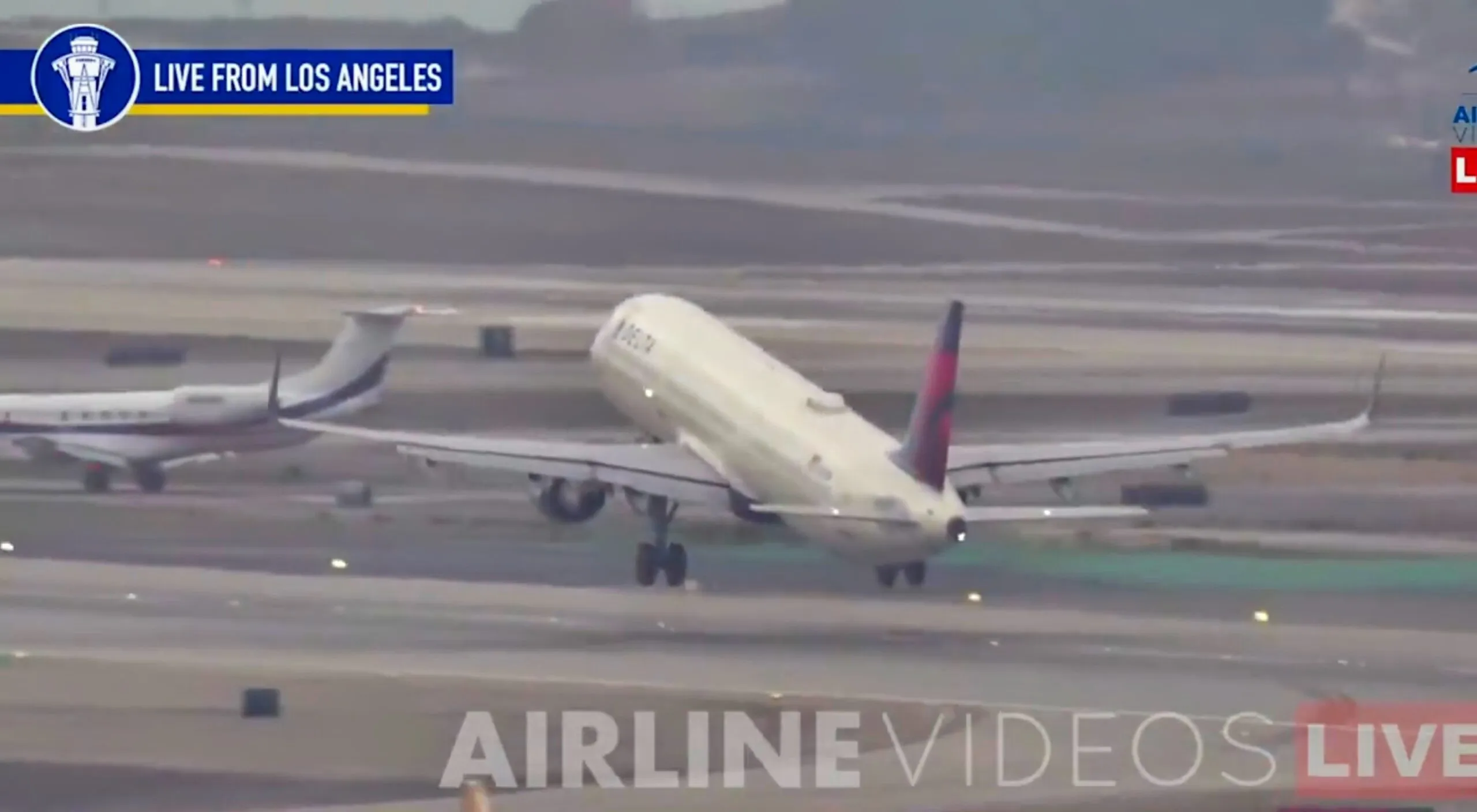 Close Call: Gonzaga Basketball Team's Plane Nearly Collides at LAX!