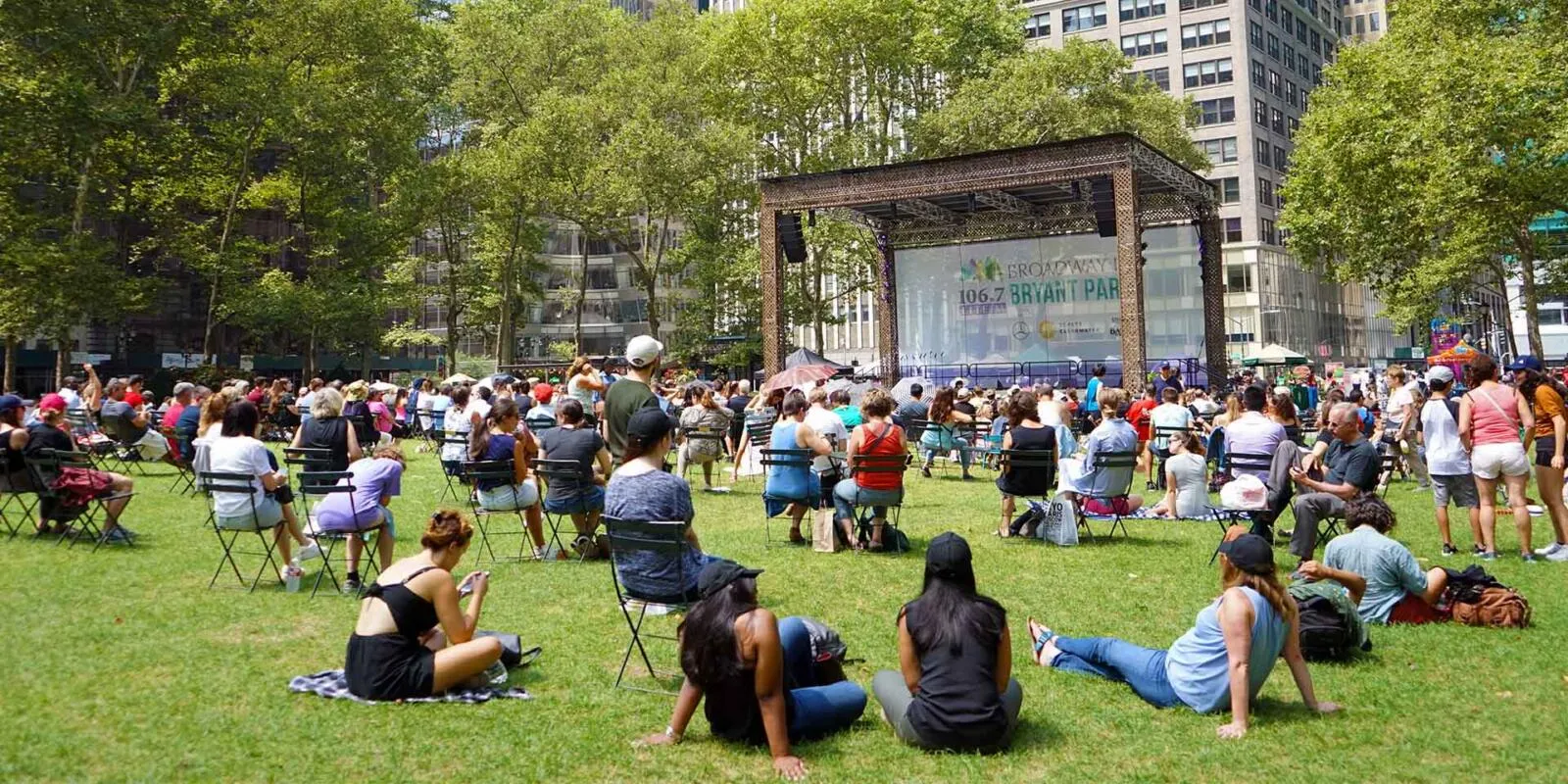 Discover the Hidden Gems of Bryant Park: Your Ultimate Guide to NYC's Urban Oasis!