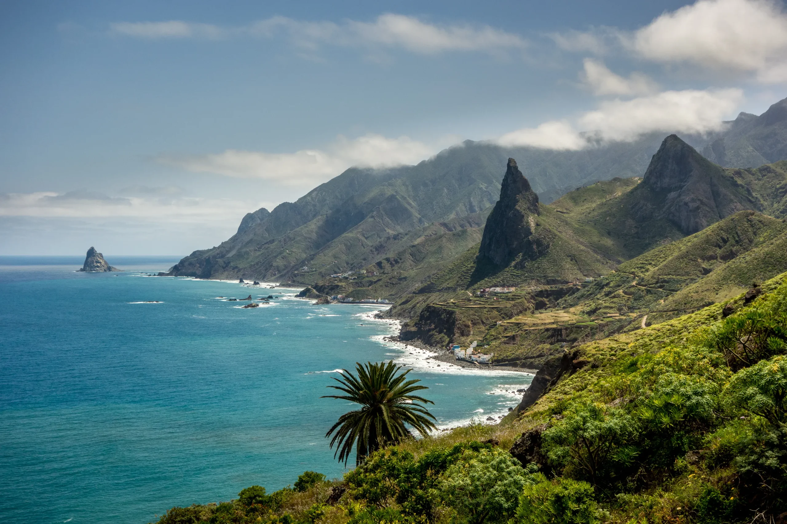 Discover the Hidden Gems of the Canary Islands: Your Next Dream Destination Awaits!