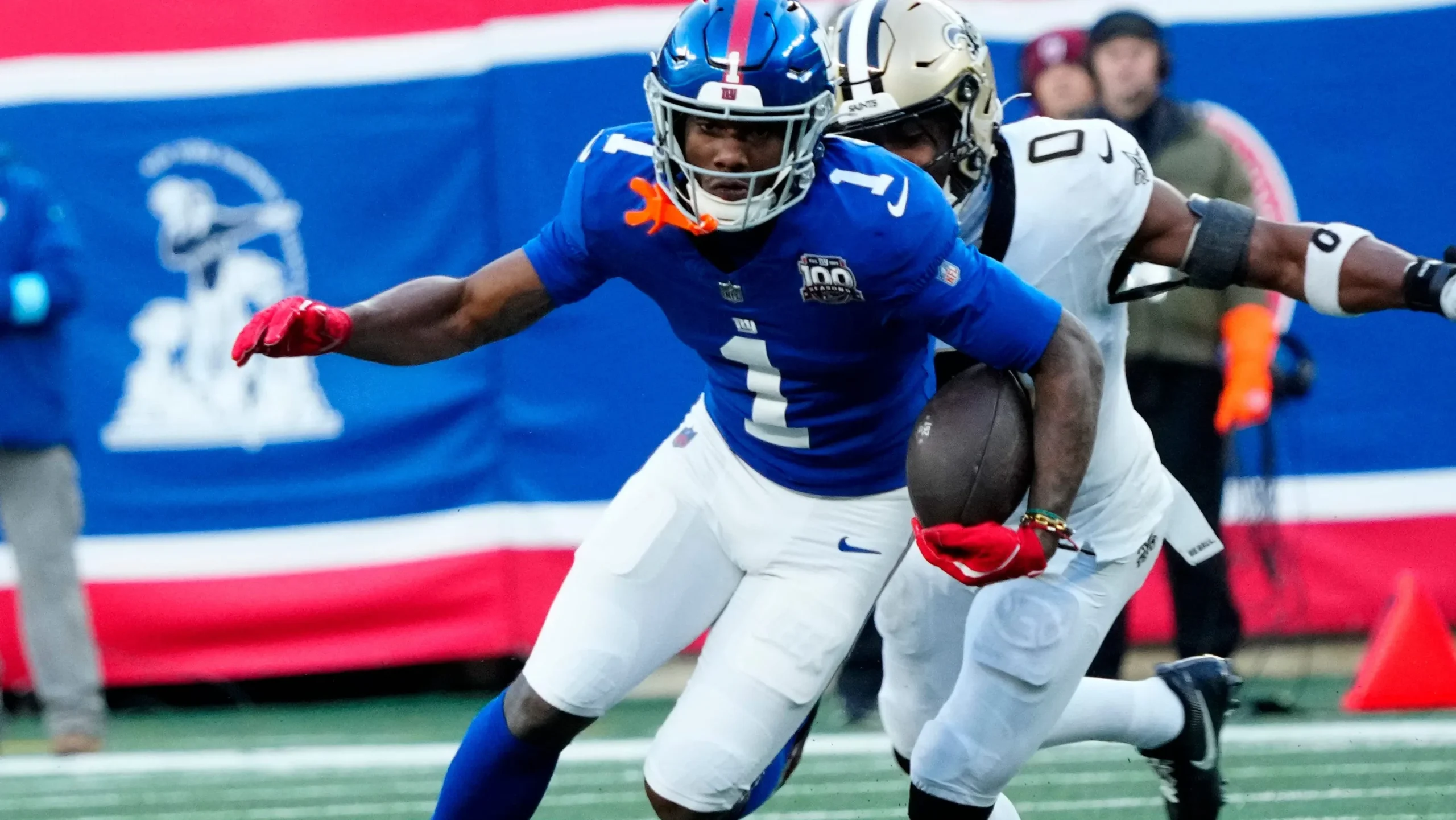 Don't Miss Out: Today's Must-Watch Football Matchups Revealed!