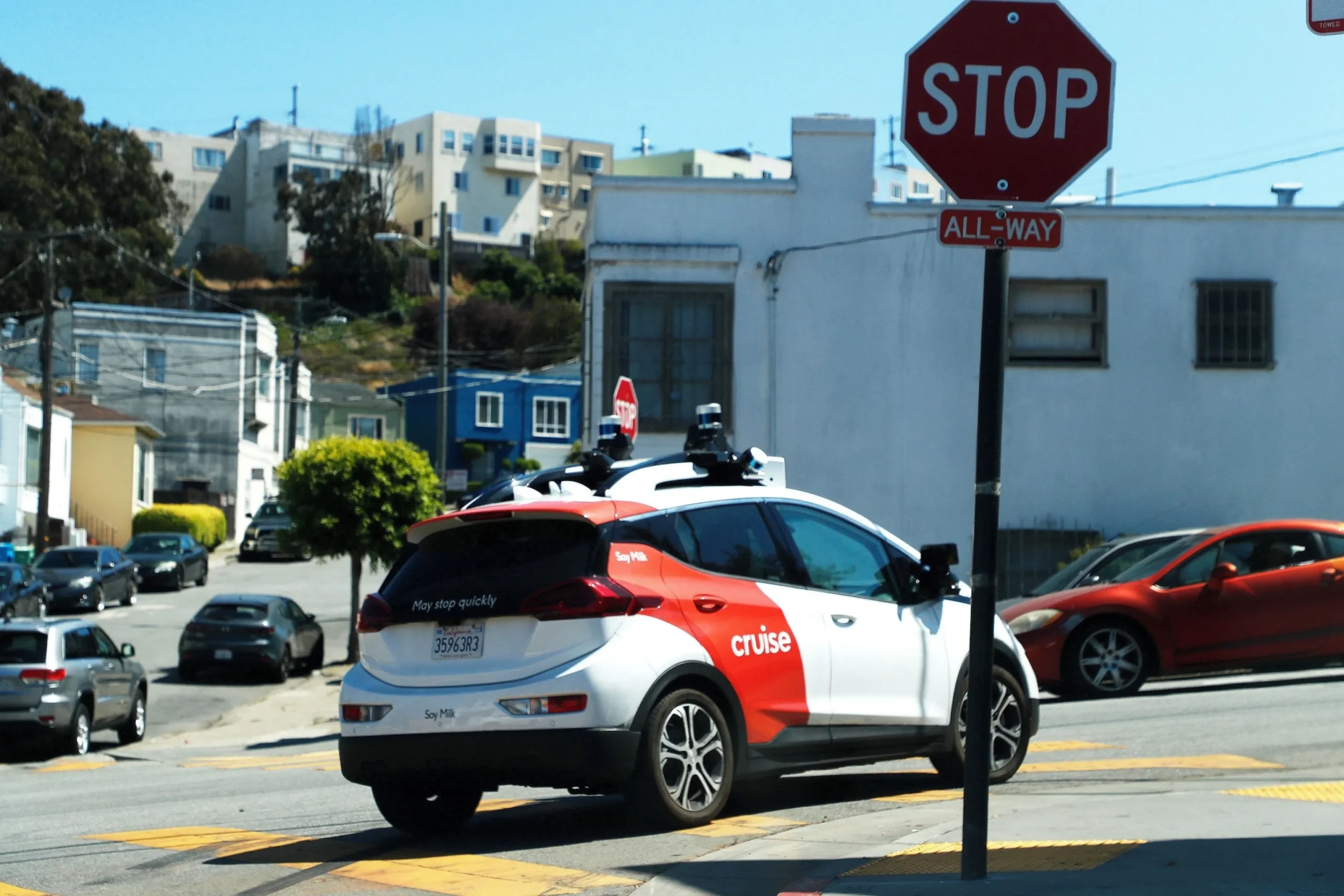 GM's Cruise Robotaxi Dream Crashes: What Went Wrong?