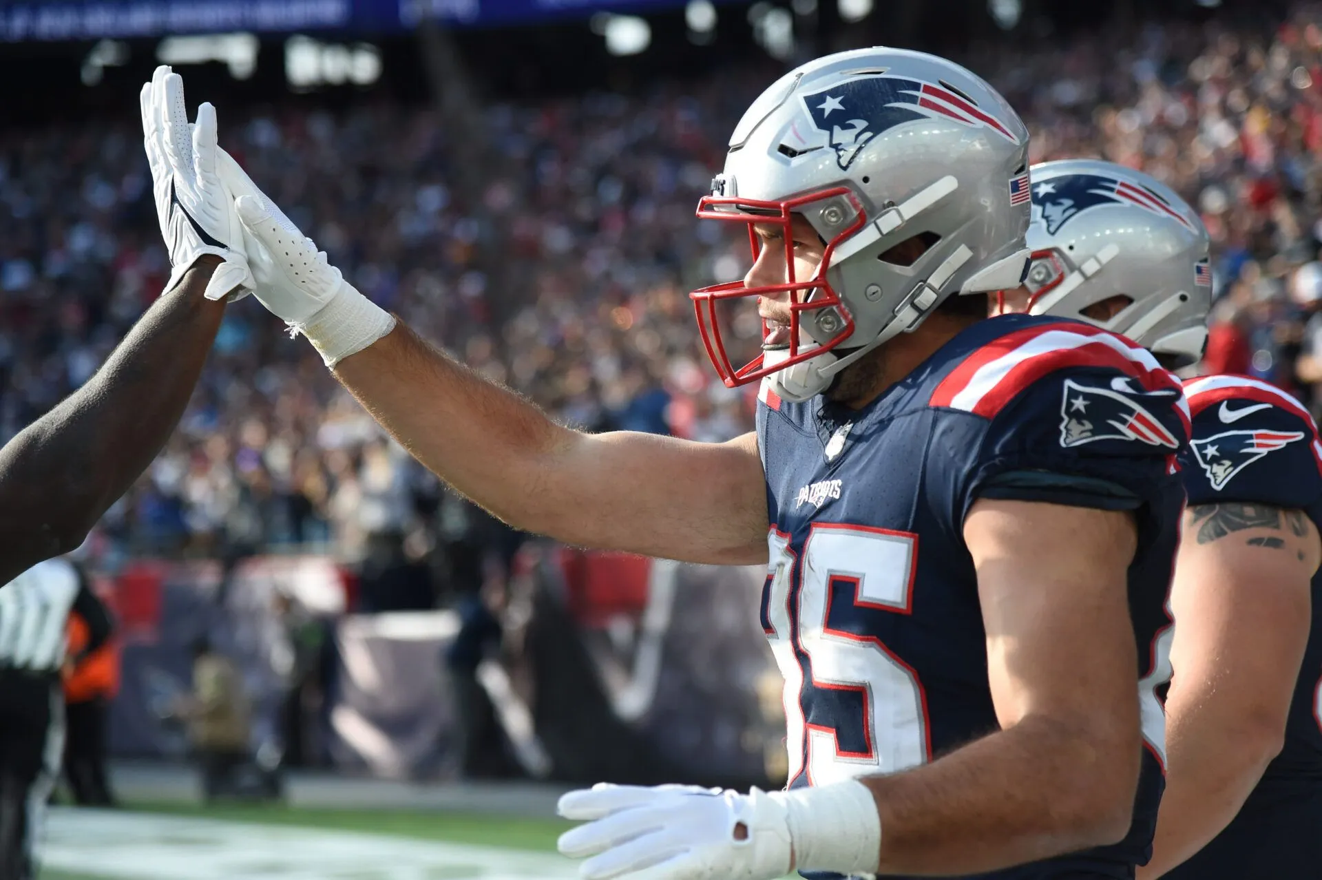 Hunter Henry's Future: Will He Stay or Go? The Tight End's Next Big Move!