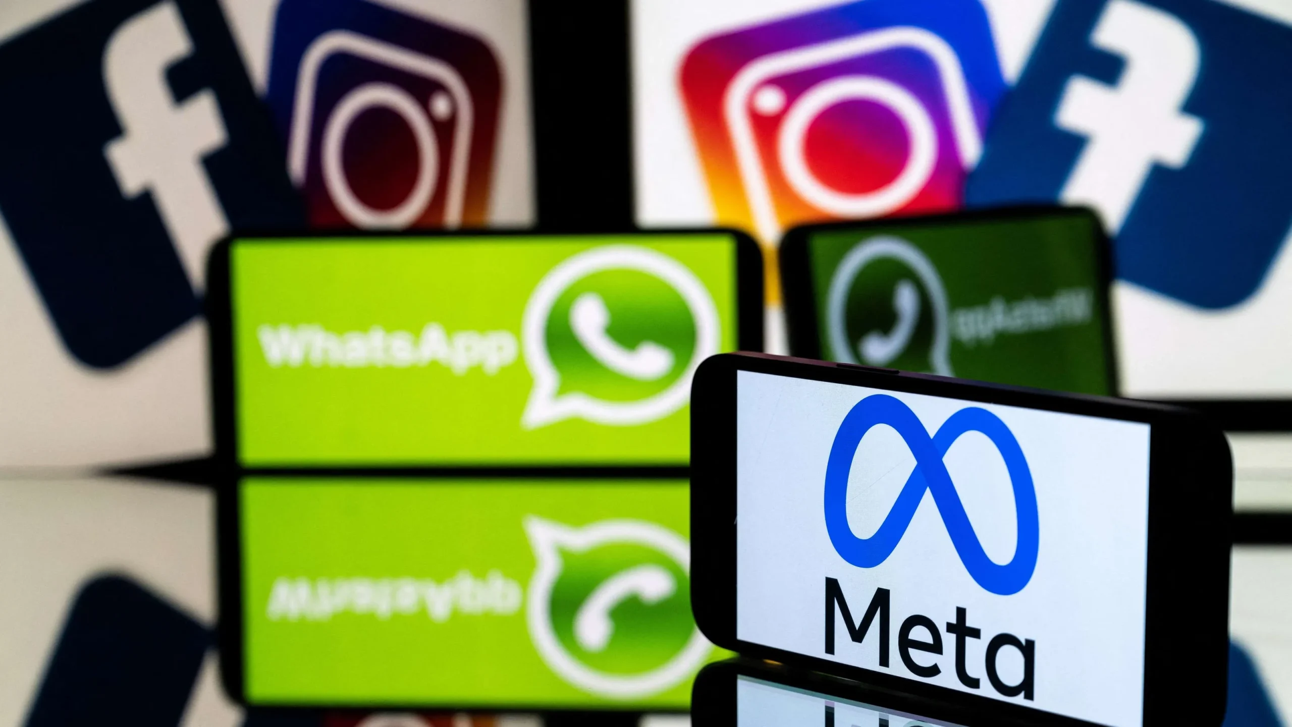 Instagram Meltdown: Users Left in the Dark as App Goes Down Nationwide!