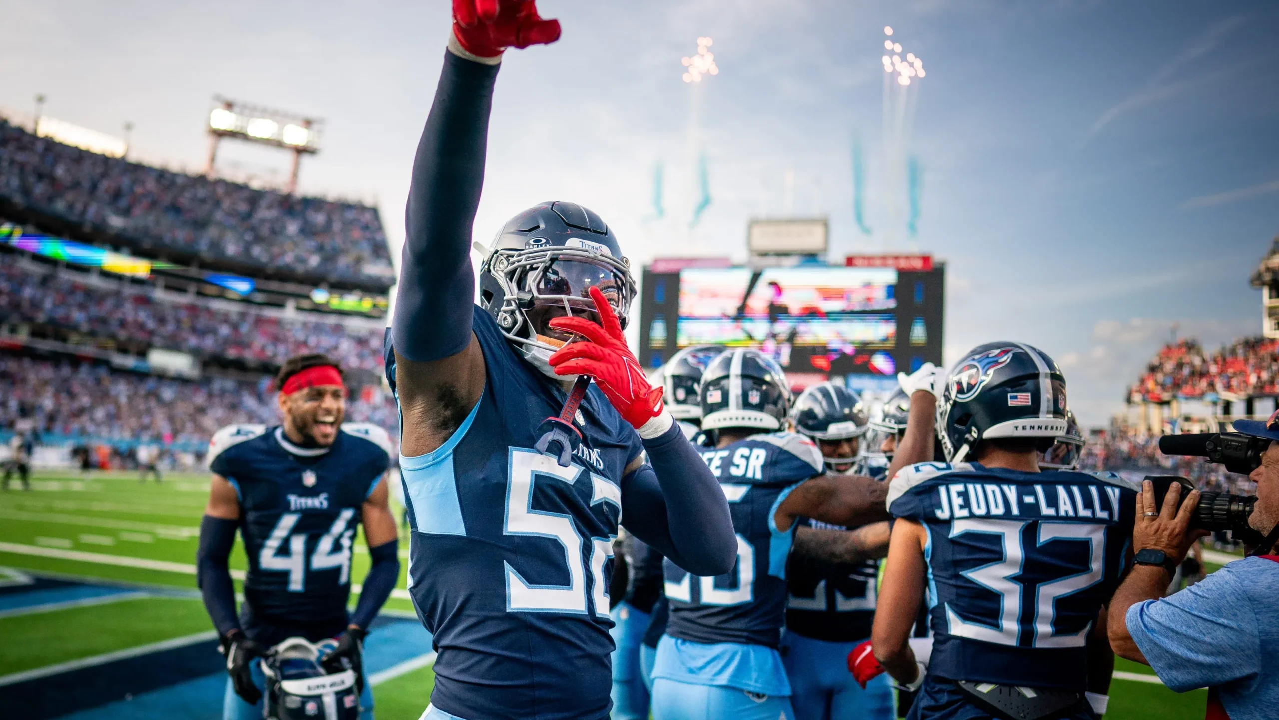 Jaguars Stun Titans in Nail-Biting 10-6 Showdown!