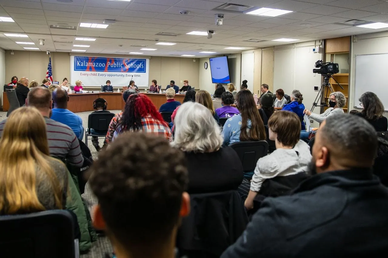 Kalamazoo Public Schools: A Surprising Leader in Student Success!