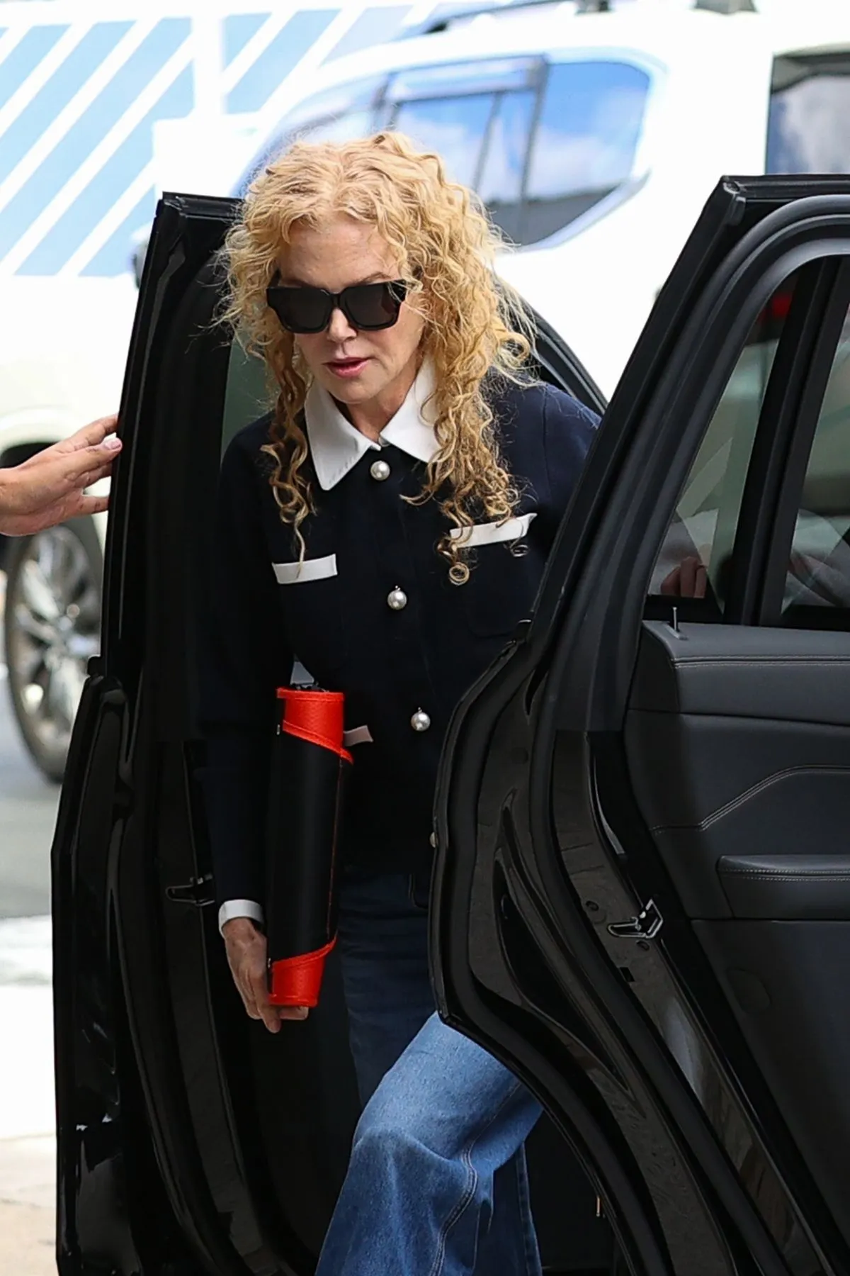 “Nicole Kidman’s Hilarious Confusion Leaves Fans in Stitches!”