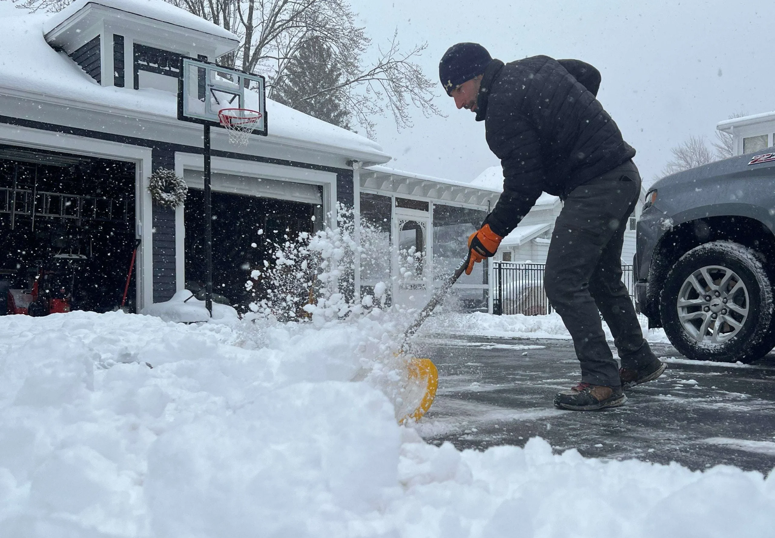 School Closures Today: What You Need to Know About the Latest Cancellations!