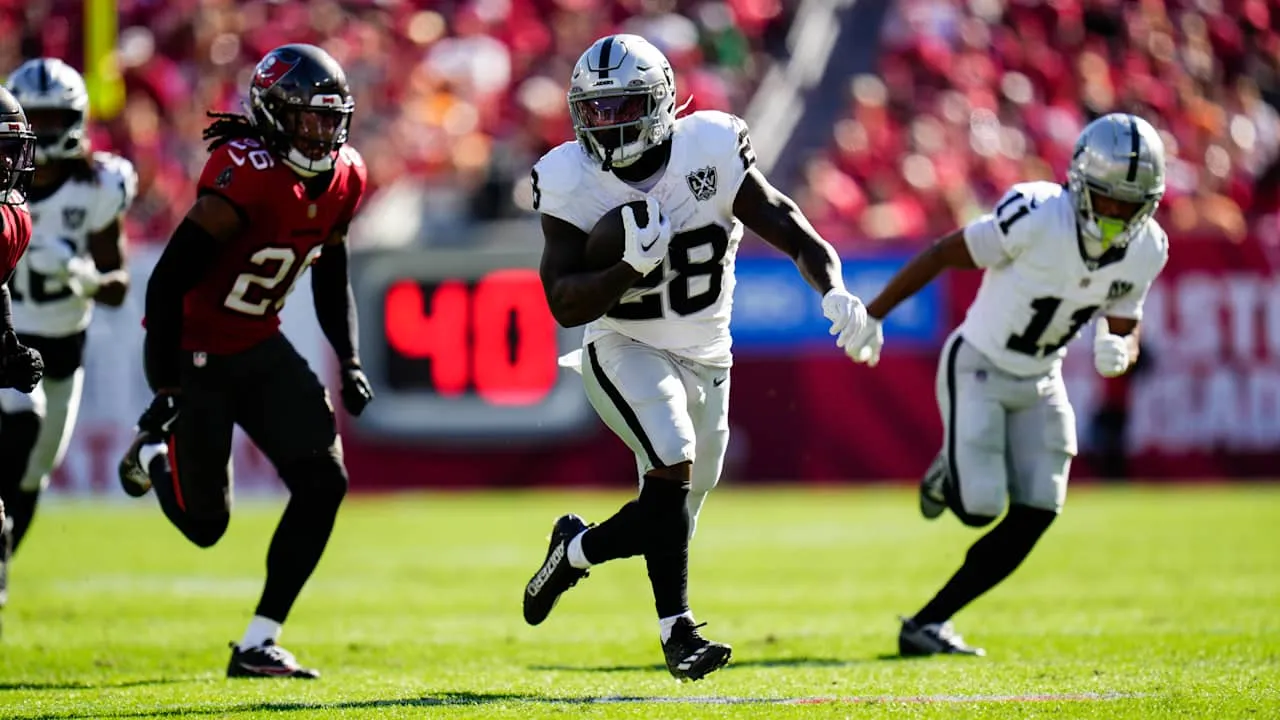 Sincere McCormick's Rise: The Raiders' Secret Weapon for a Playoff Push!