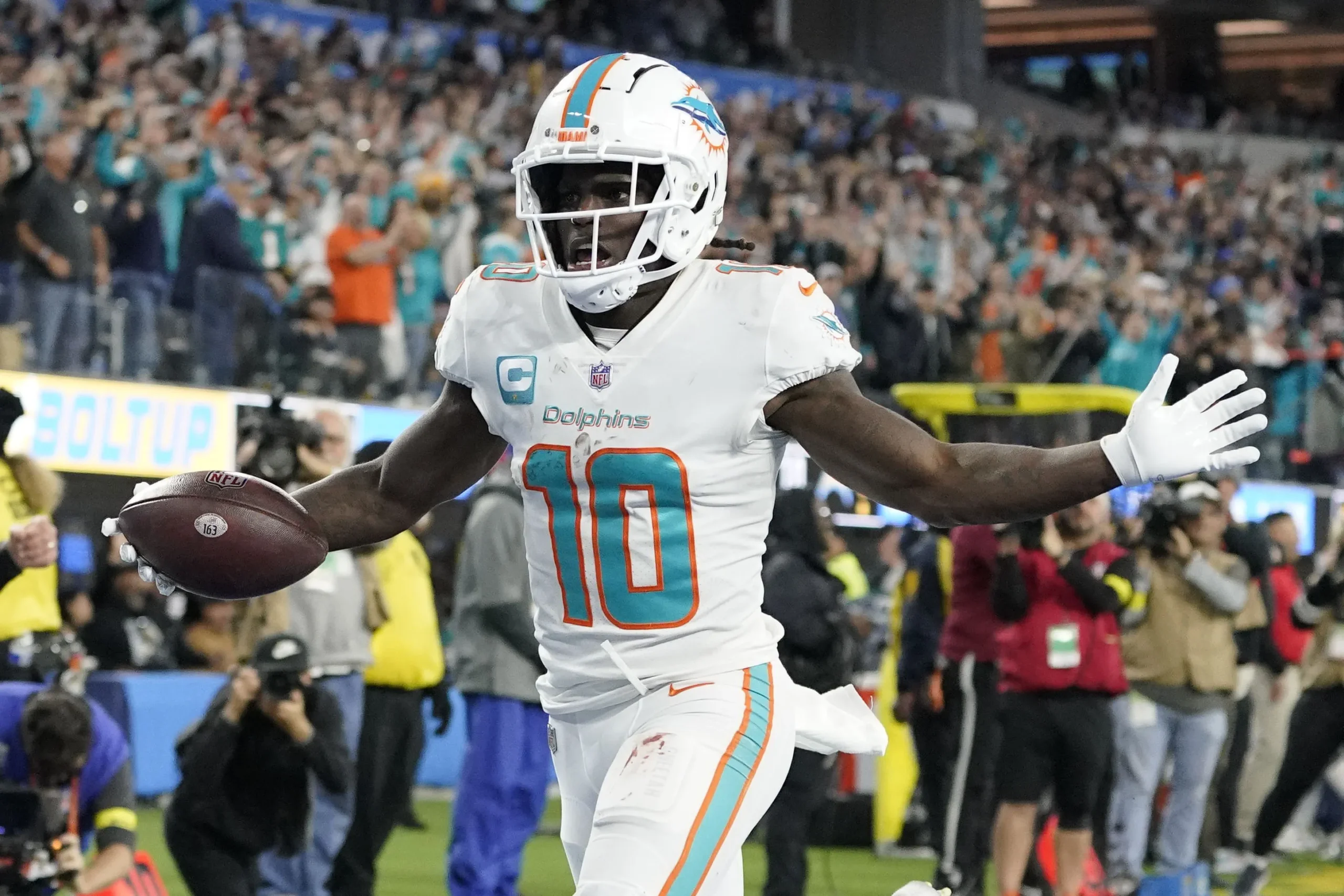 Tyreek Hill's Growing Family: Welcoming Baby Number 11!