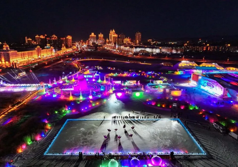 What's Open on Christmas 2024? Discover the Best Places to Shop and Dine!