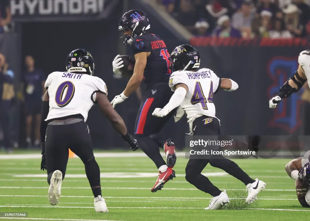 Xavier Hutchinson: The Rising Star of the Houston Texans Shines Bright in NFL Spotlight!