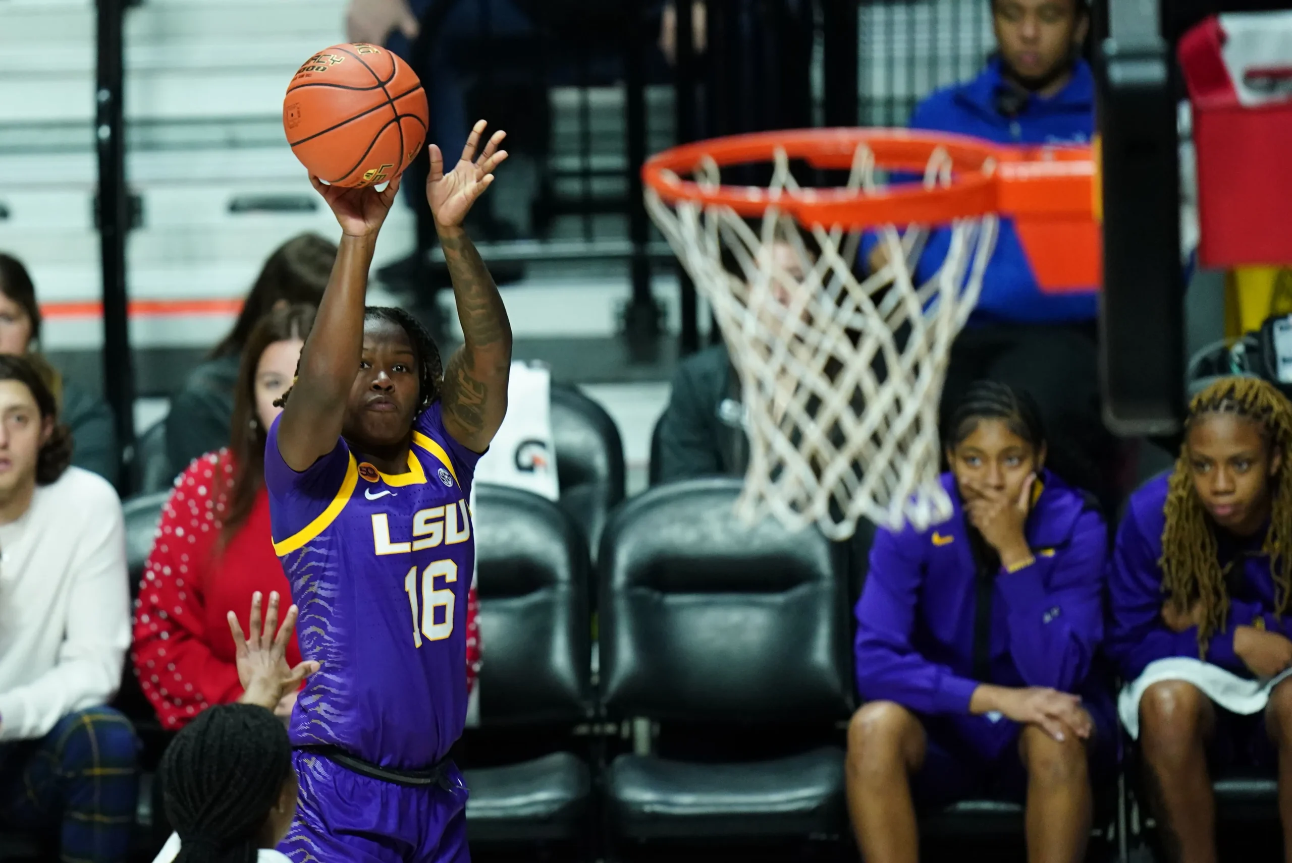 Arkansas Stunned: LSU Dominates in 34-10 Showdown!