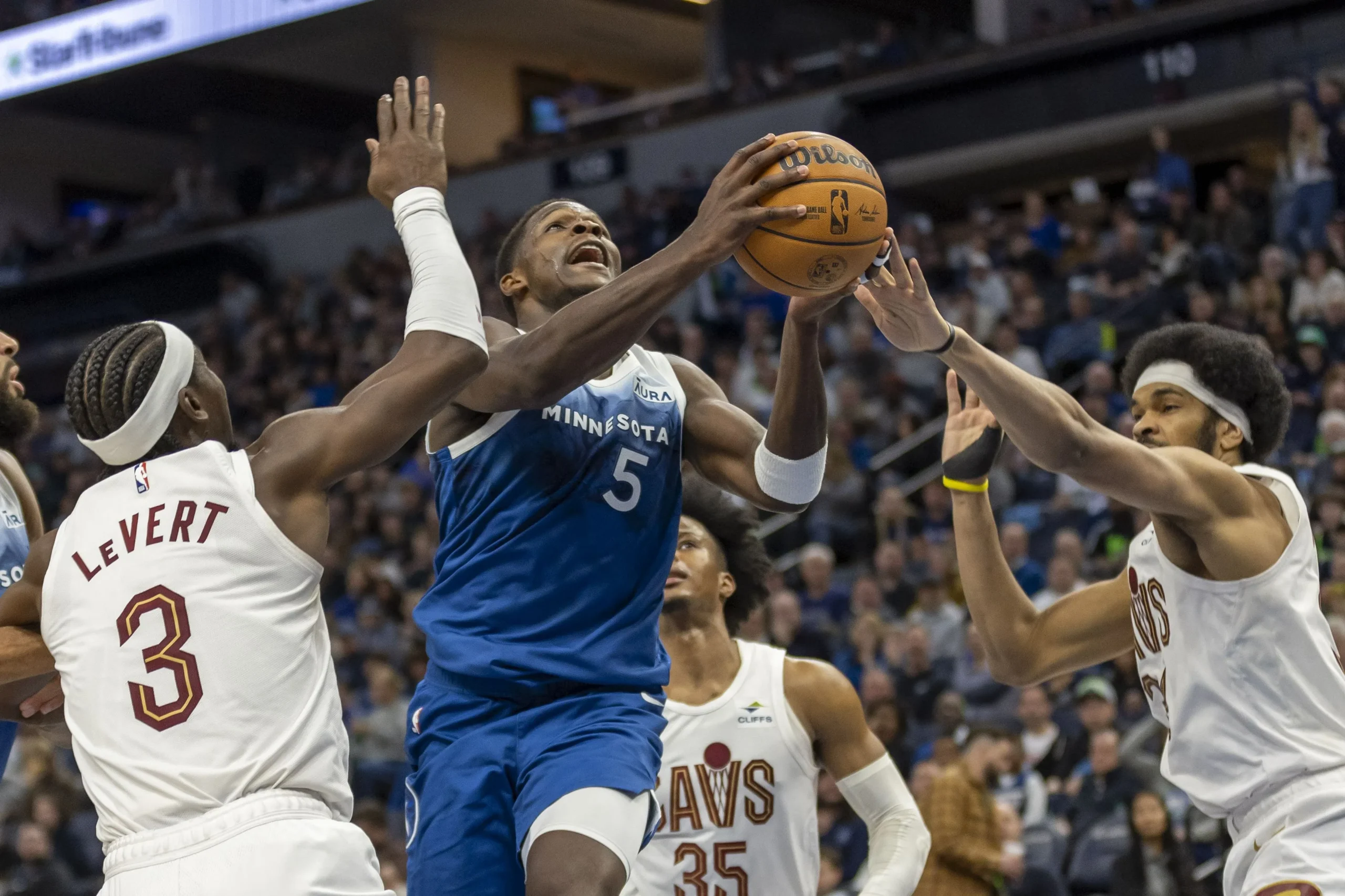 Cavaliers Dominate Timberwolves in Thrilling Second Half Showdown!