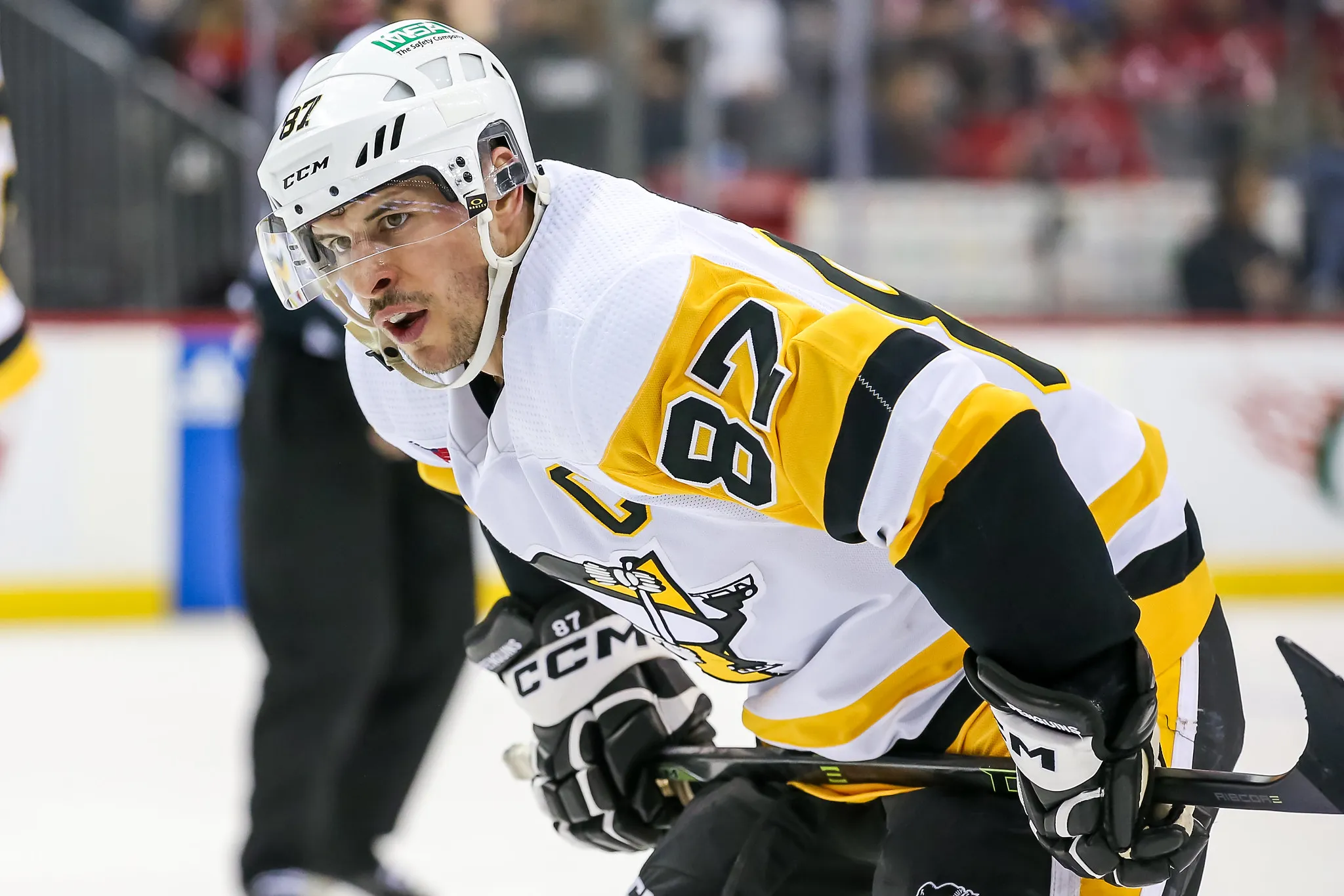 Clash of Titans: Penguins Take on Red Wings in Thrilling Showdown!