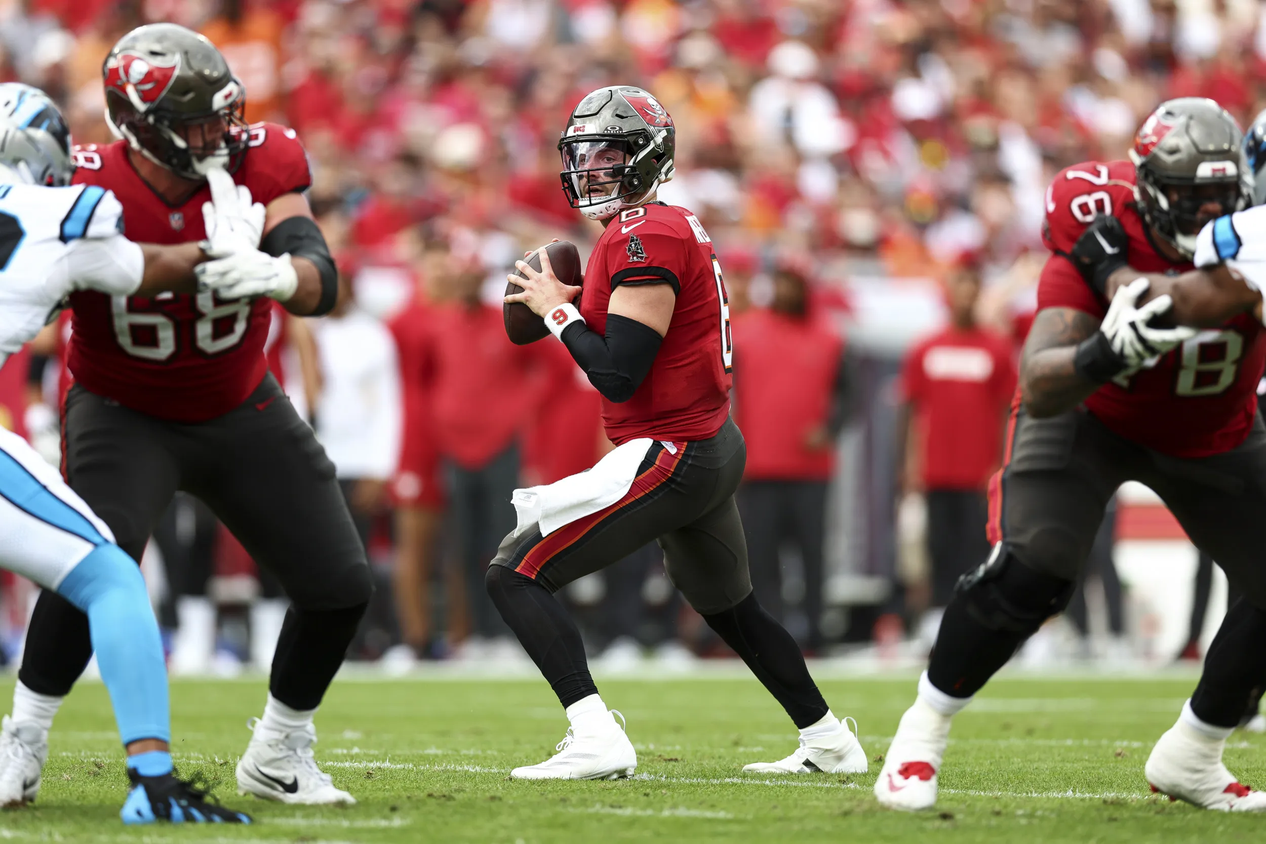Clash of Titans: Saints Battle Buccaneers for Playoff Glory!