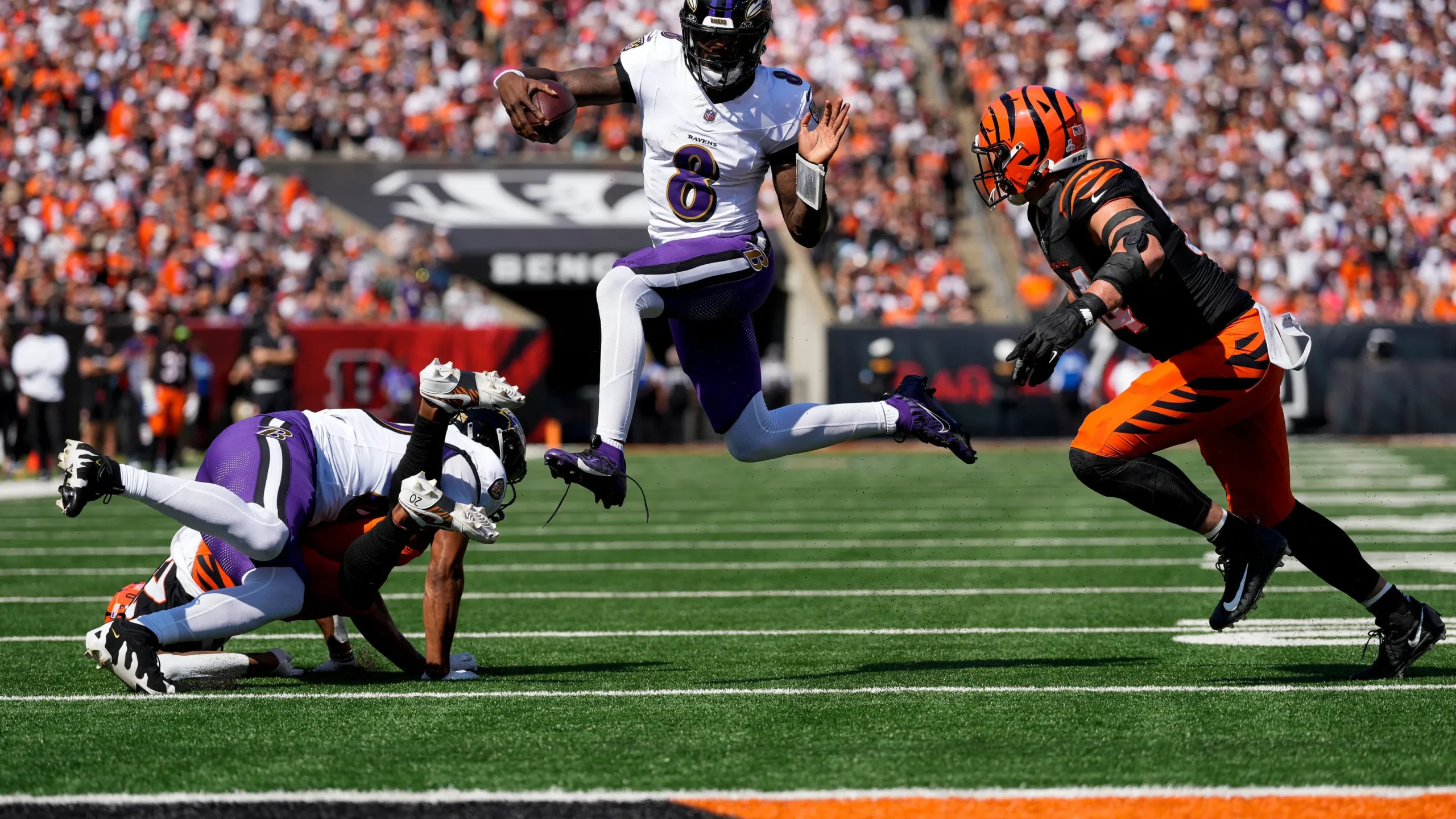 Don't Miss Tonight's NFL Showdown: Key Matchups and Must-Watch Moments!
