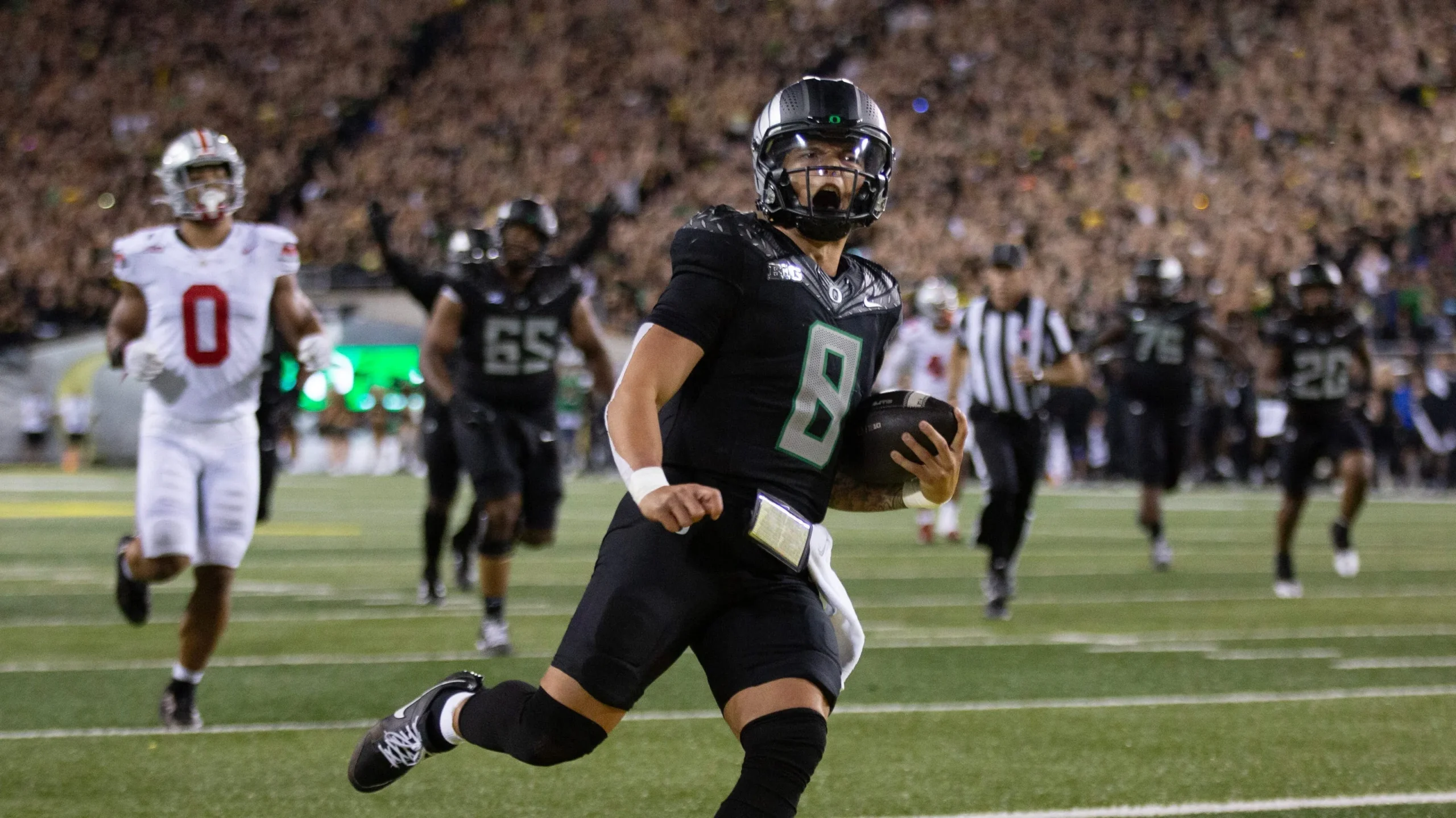 Epic Showdown: Oregon Ducks vs. Ohio State Buckeyes in the Rose Bowl!
