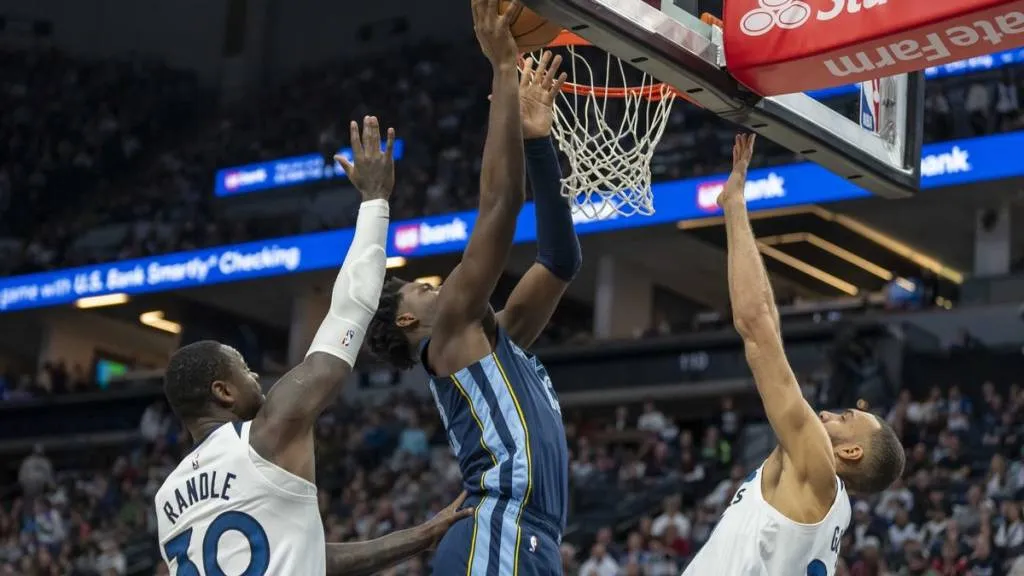 Grizzlies vs Rockets: Can Memphis Bounce Back After Heartbreaking Loss?