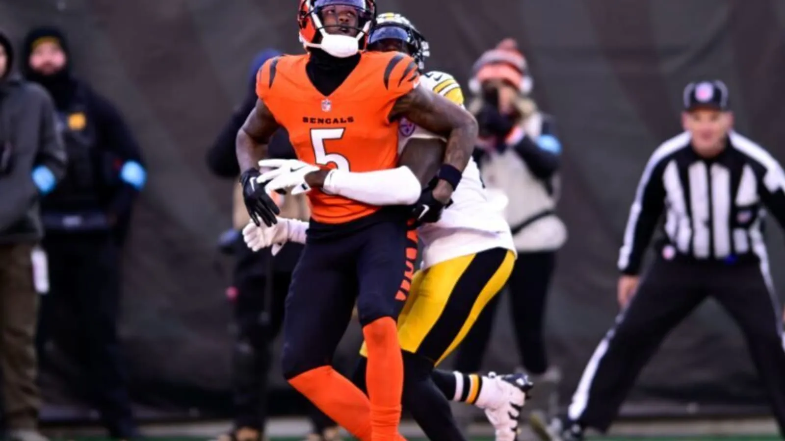 High Stakes Showdown: Bengals Battle Steelers for Playoff Dreams