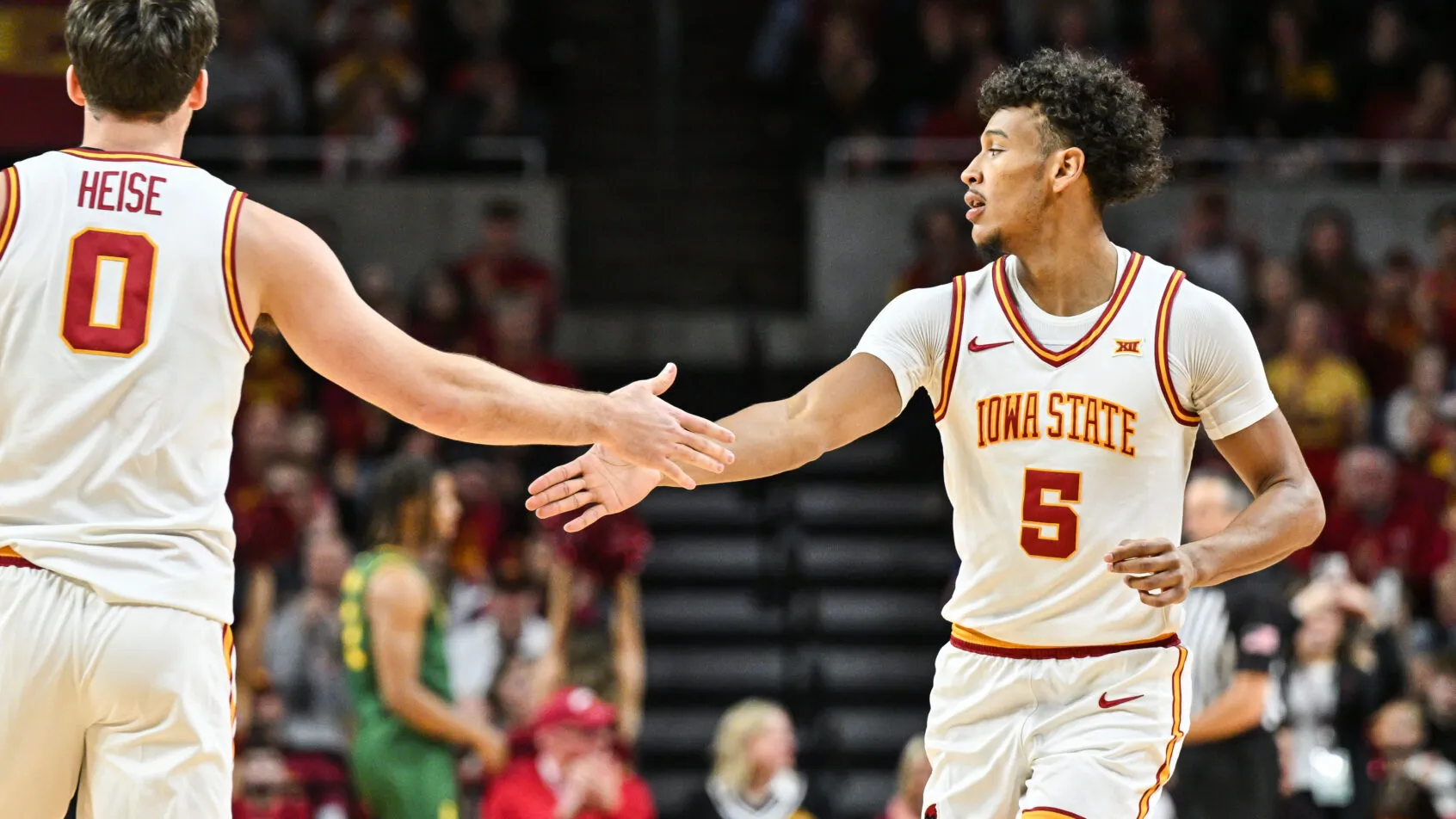 Iowa State Dominates Kansas: A 12th Straight Win Shakes Up the Rankings!