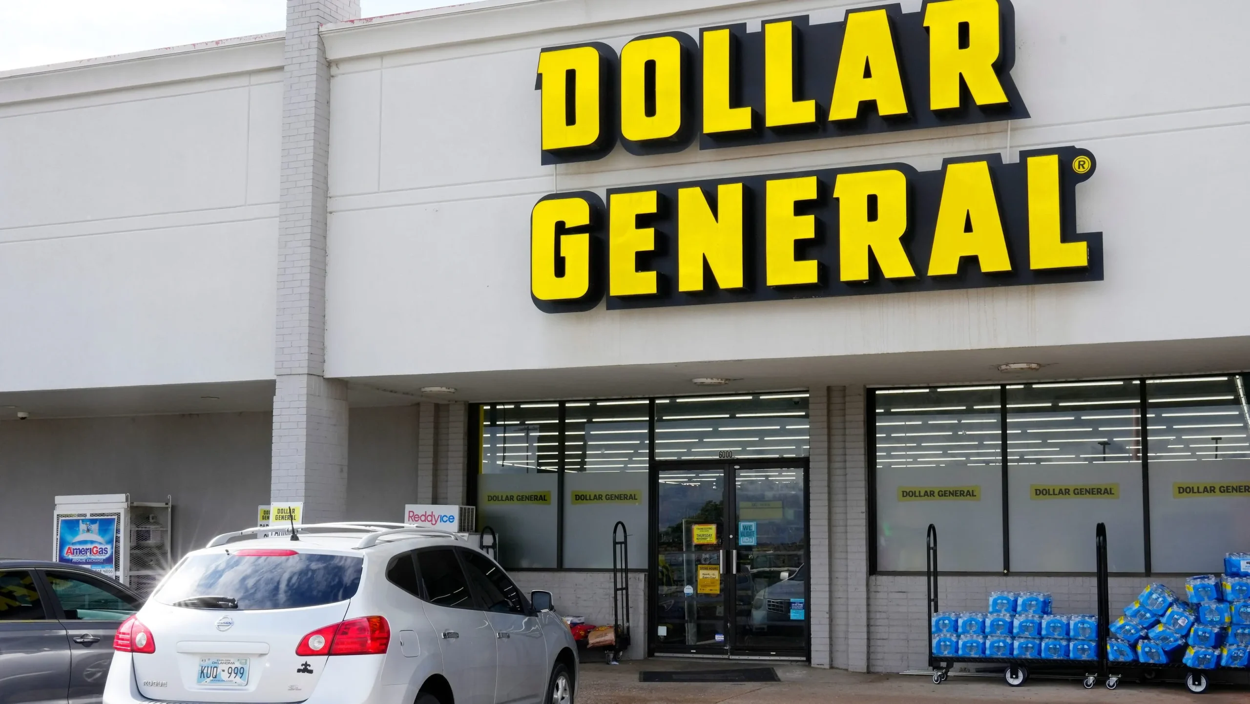 Is Dollar General Open on New Year's Day? Find Out What You Need to Know!