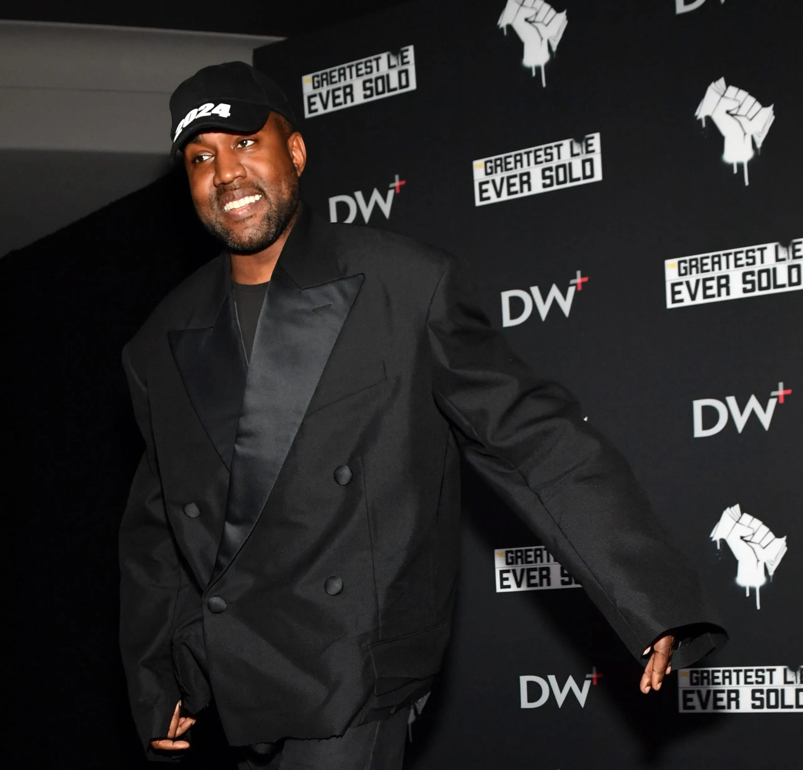 Kanye West's Shocking $2.77 Billion Net Worth Revealed – You Won't Believe How He Did It!