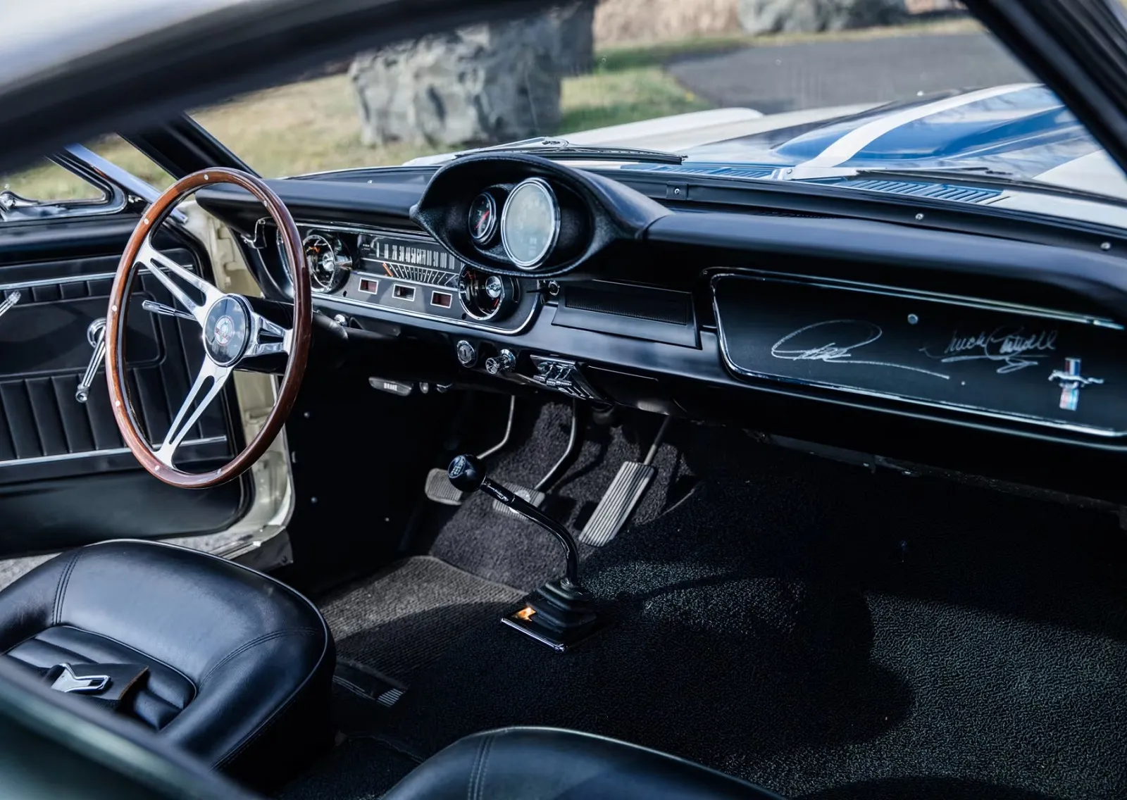 Revving Up Excitement: The 2025 Mustang Shelby GT350 Roars Back to Life!