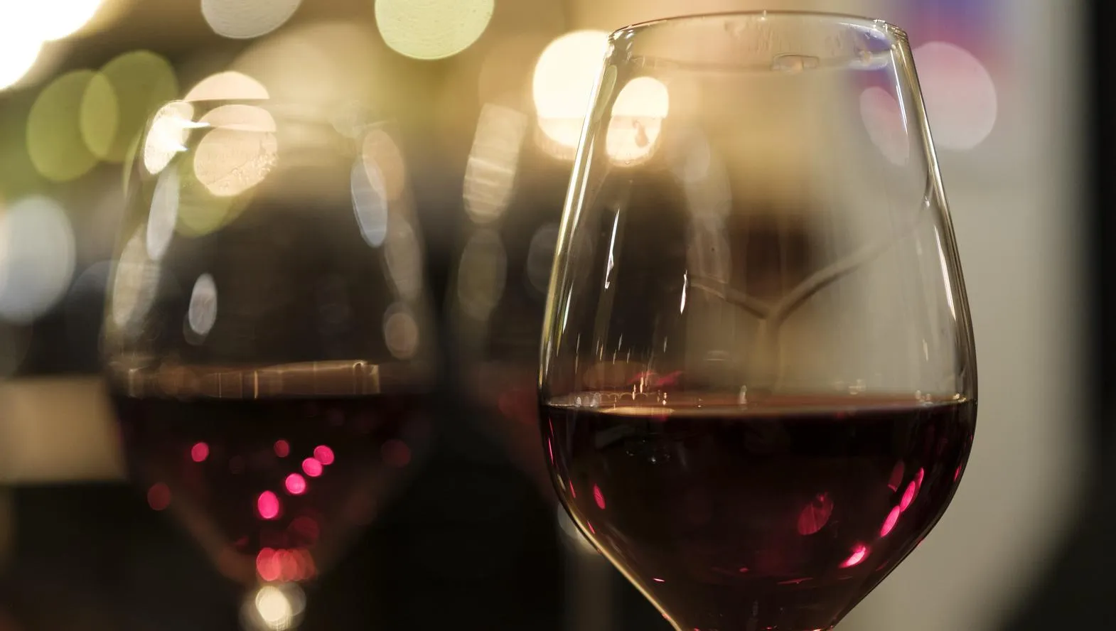 Shocking Link Revealed: Alcohol as a Major Cancer Risk Factor in the U.S.