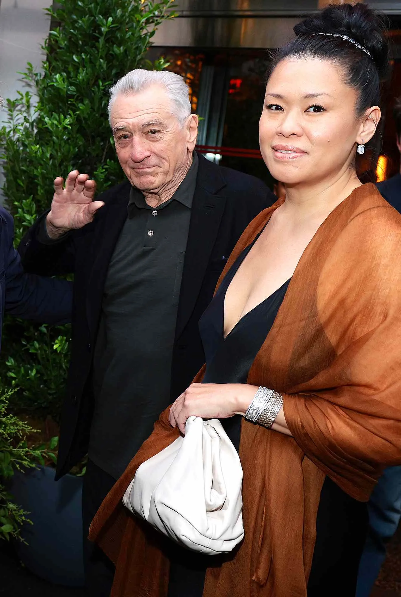 Tiffany Chen and Robert De Niro: A Surprise Appearance at the White House!