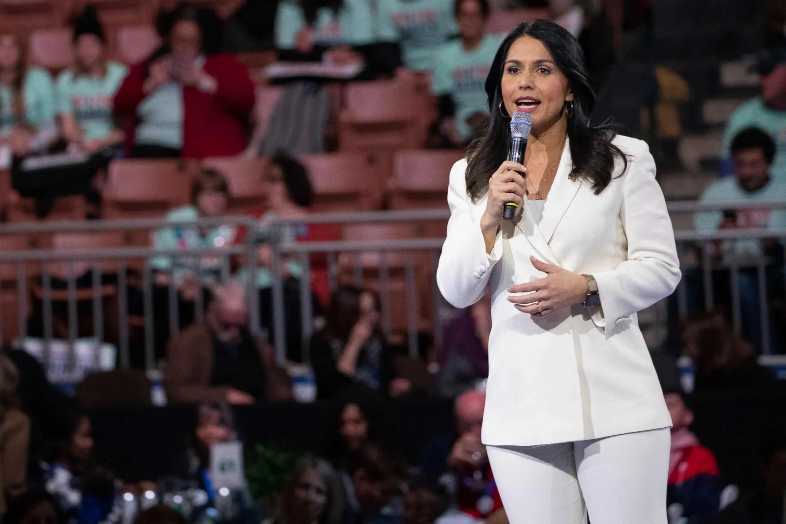 Tulsi Gabbard: The Controversial Choice Shaking Up Trump's 2024 Campaign
