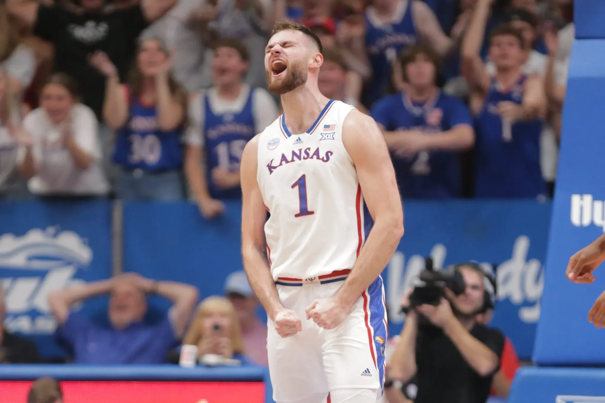 UCF vs. Kansas: Can the Knights Upset the Jayhawks in a Thrilling Showdown?