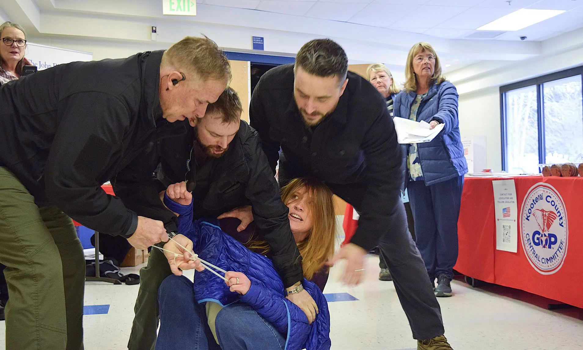 Chaos Erupts at Idaho Town Hall Meeting: What Really Happened?