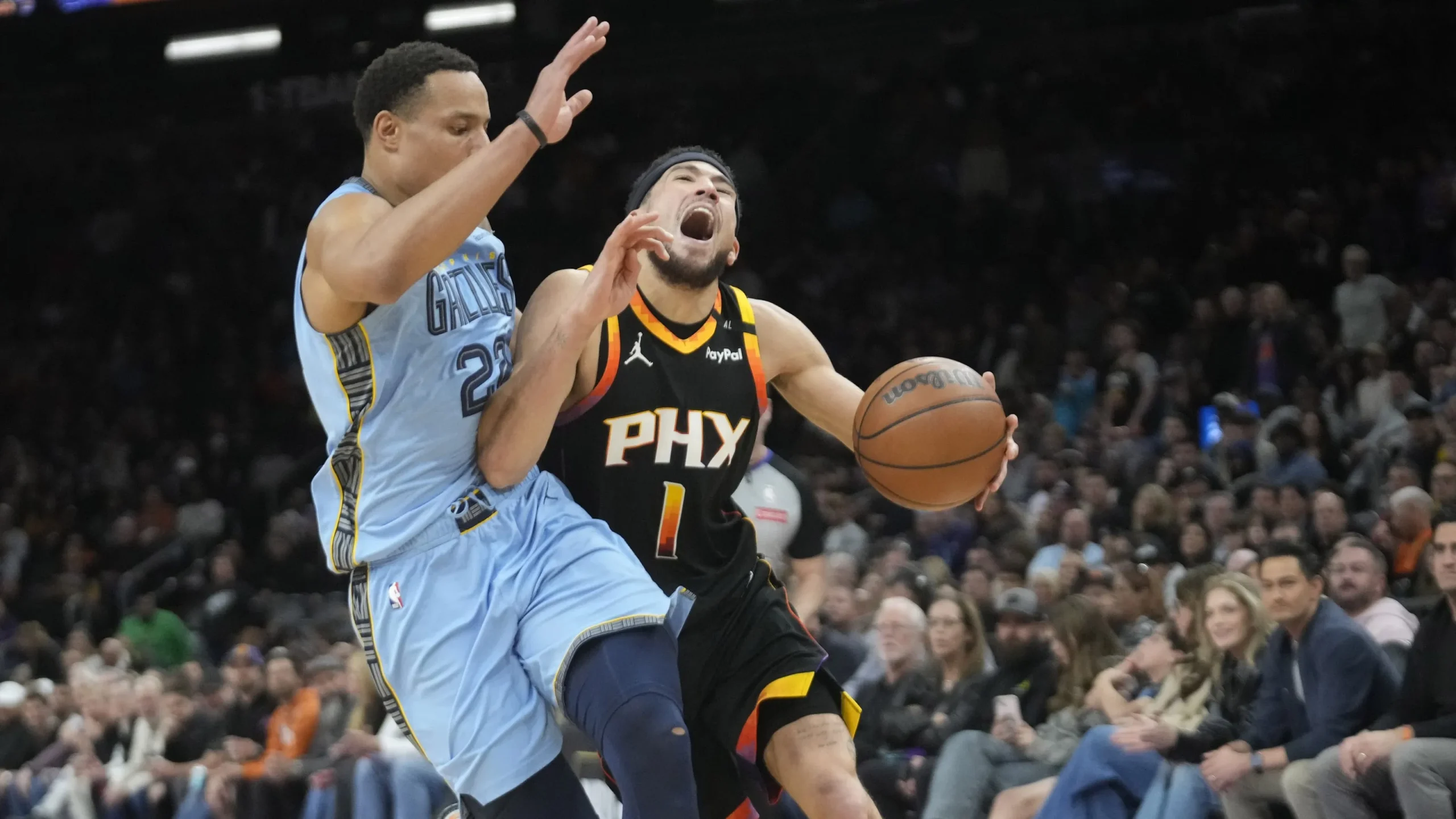 Clash of Titans: Suns Aim to Break Grizzlies' Winning Streak!