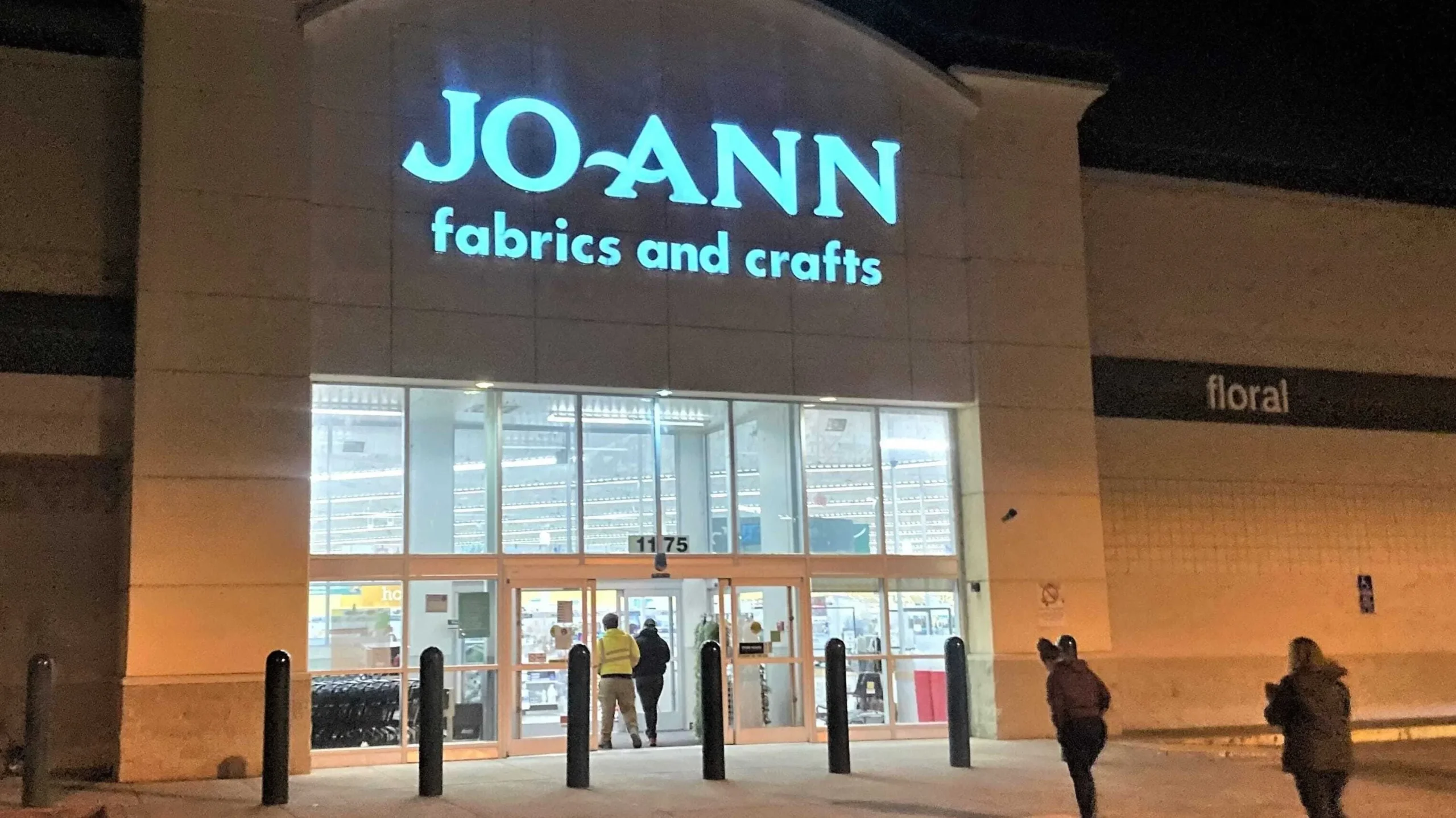 Joann's Shocking Closure: 500 Stores to Shut Down Nationwide!