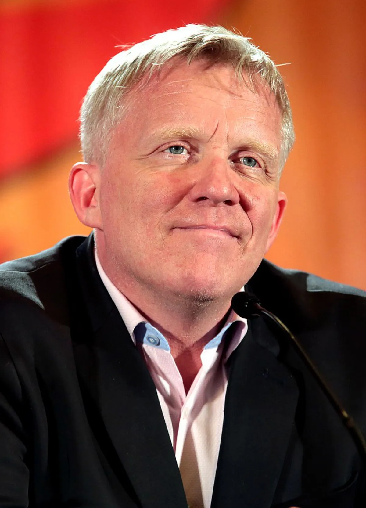 Anthony Michael Hall: The Comeback Story Everyone's Talking About!