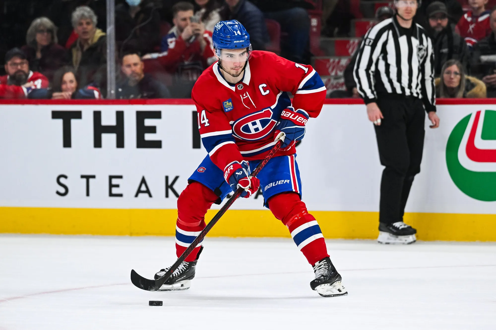 Blues Dominate Canadiens 6-1: A Crushing 7th Straight Win!