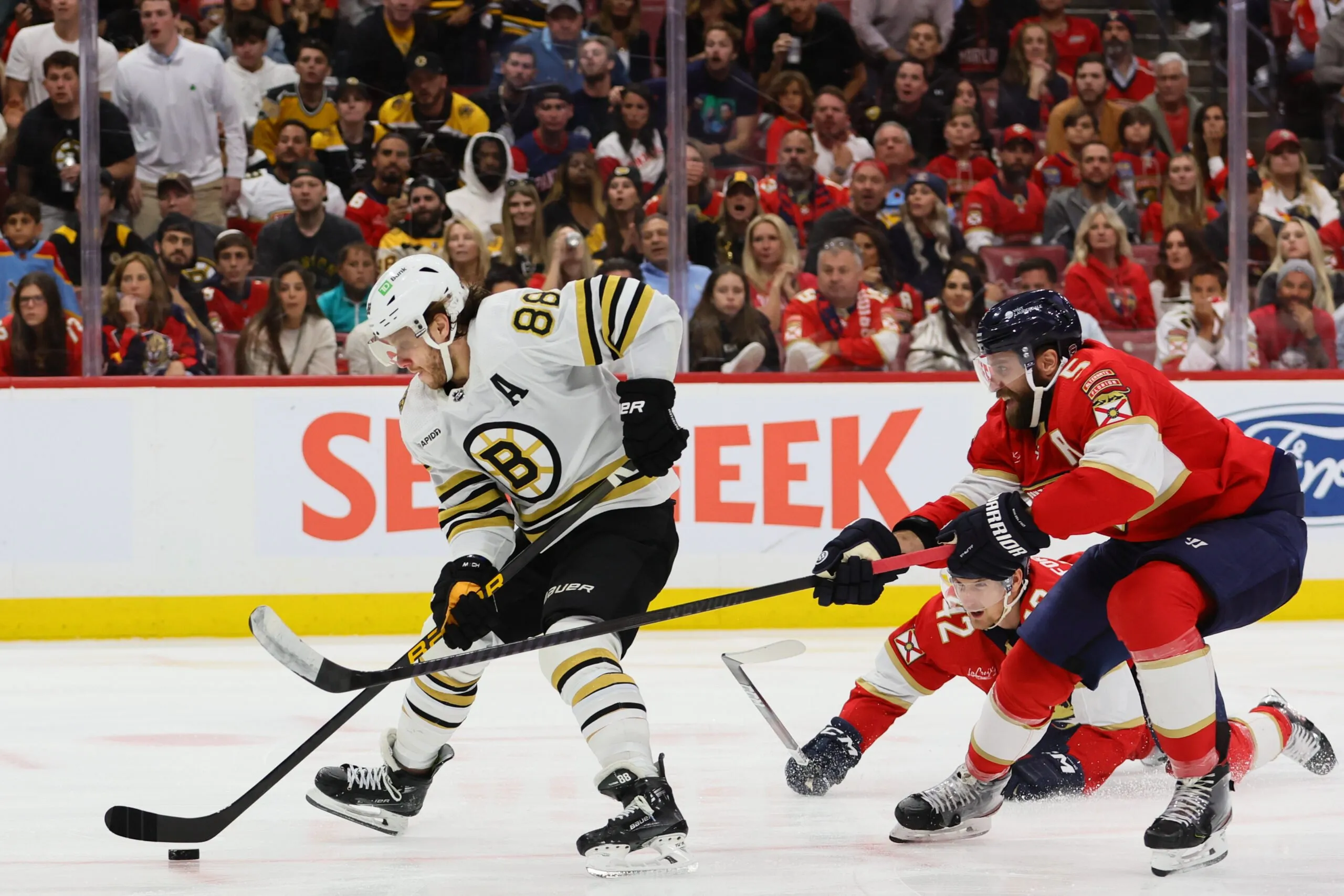 Bruins vs. Panthers: The Clash of Rivals Heats Up!