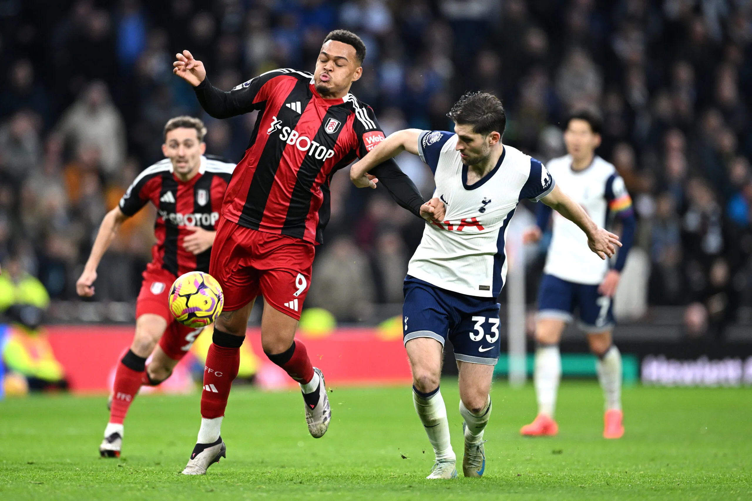 Fulham vs Tottenham: Can Spurs Bounce Back in Premier League Showdown?