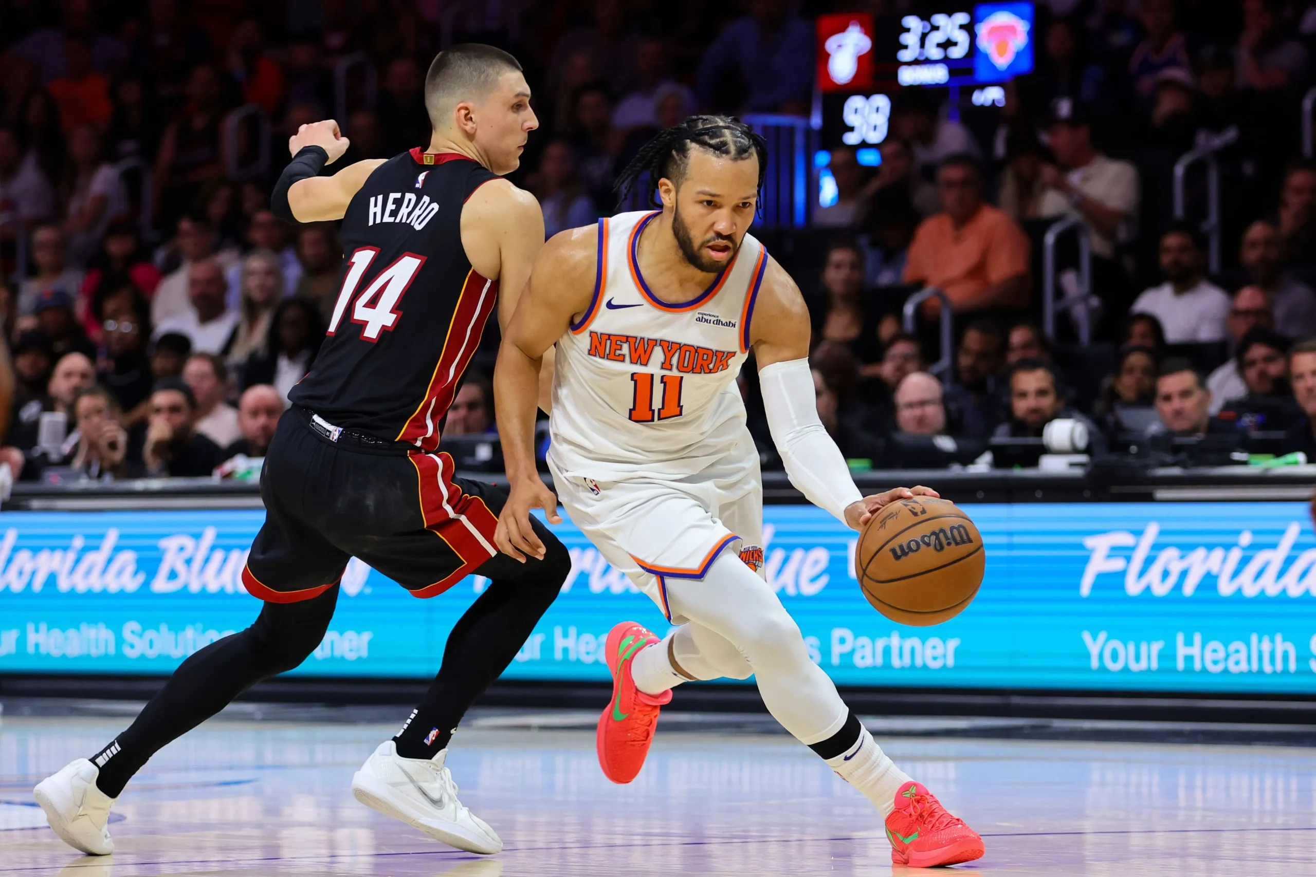 Knicks vs. Heat: Clash of Titans in a Must-Watch Showdown!
