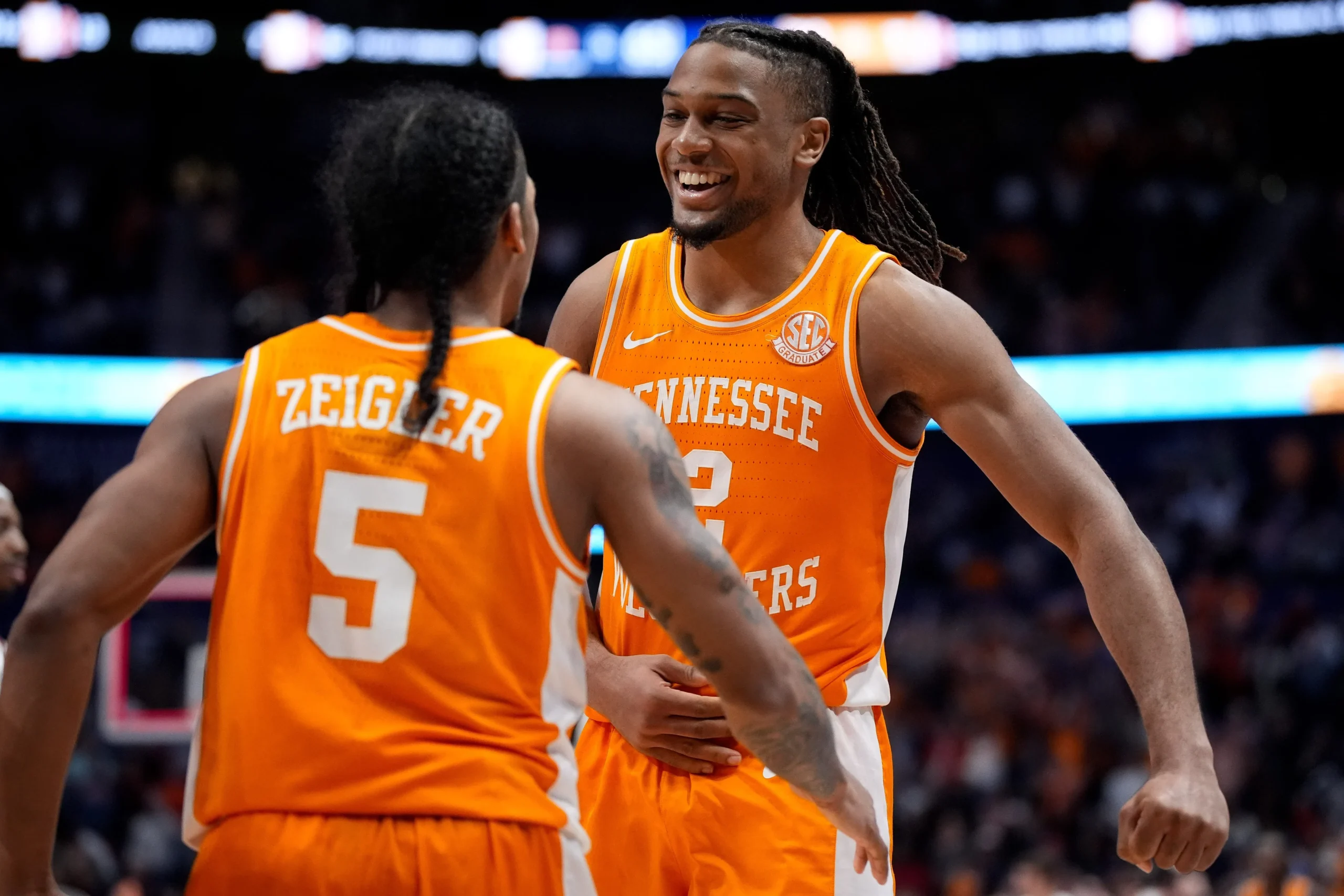 March Madness Showdown: Tennessee Dominates Wofford in NCAA Opener!