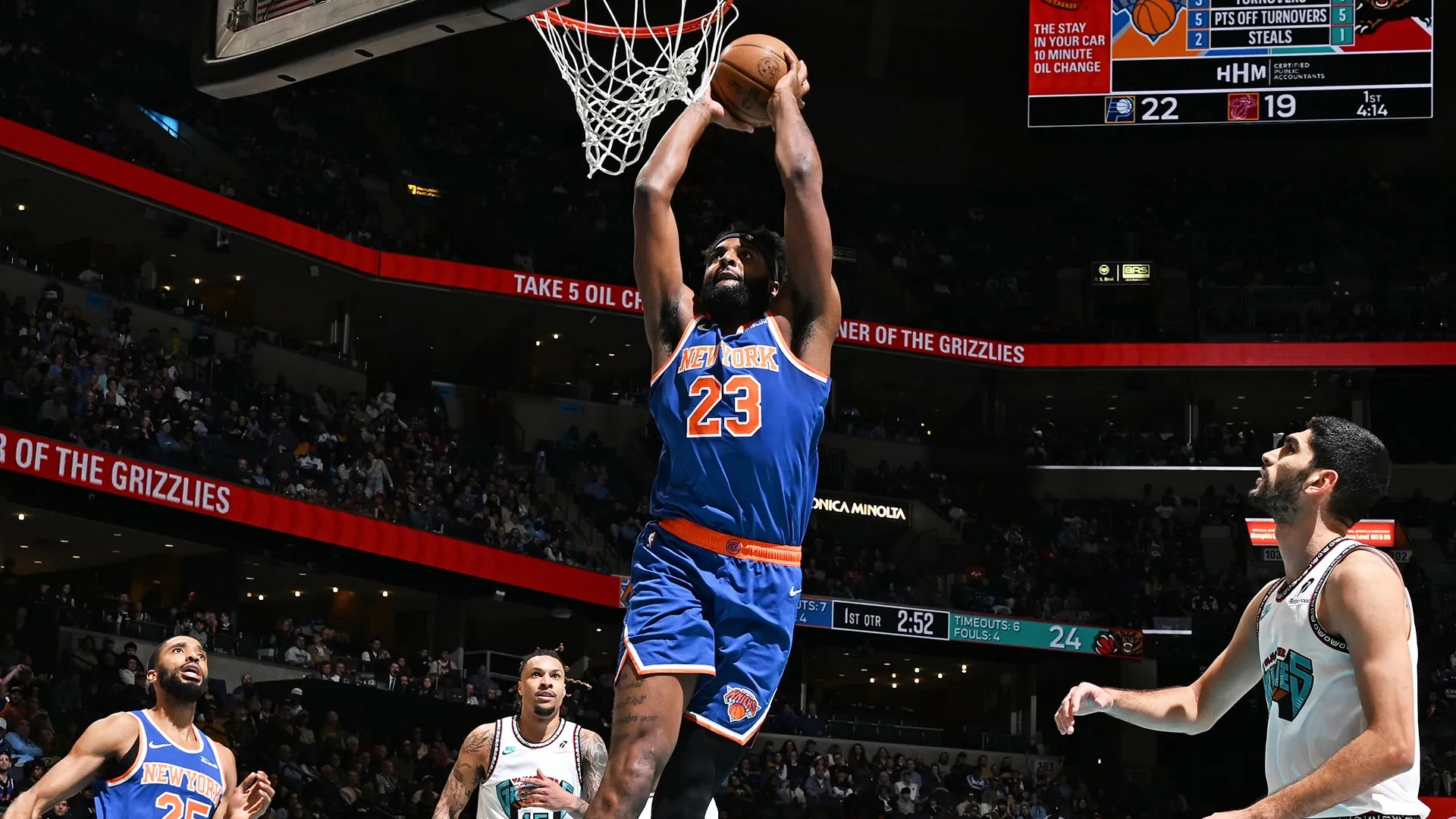 Mitchell Robinson Makes Triumphant Return: Knicks Fans Rejoice!