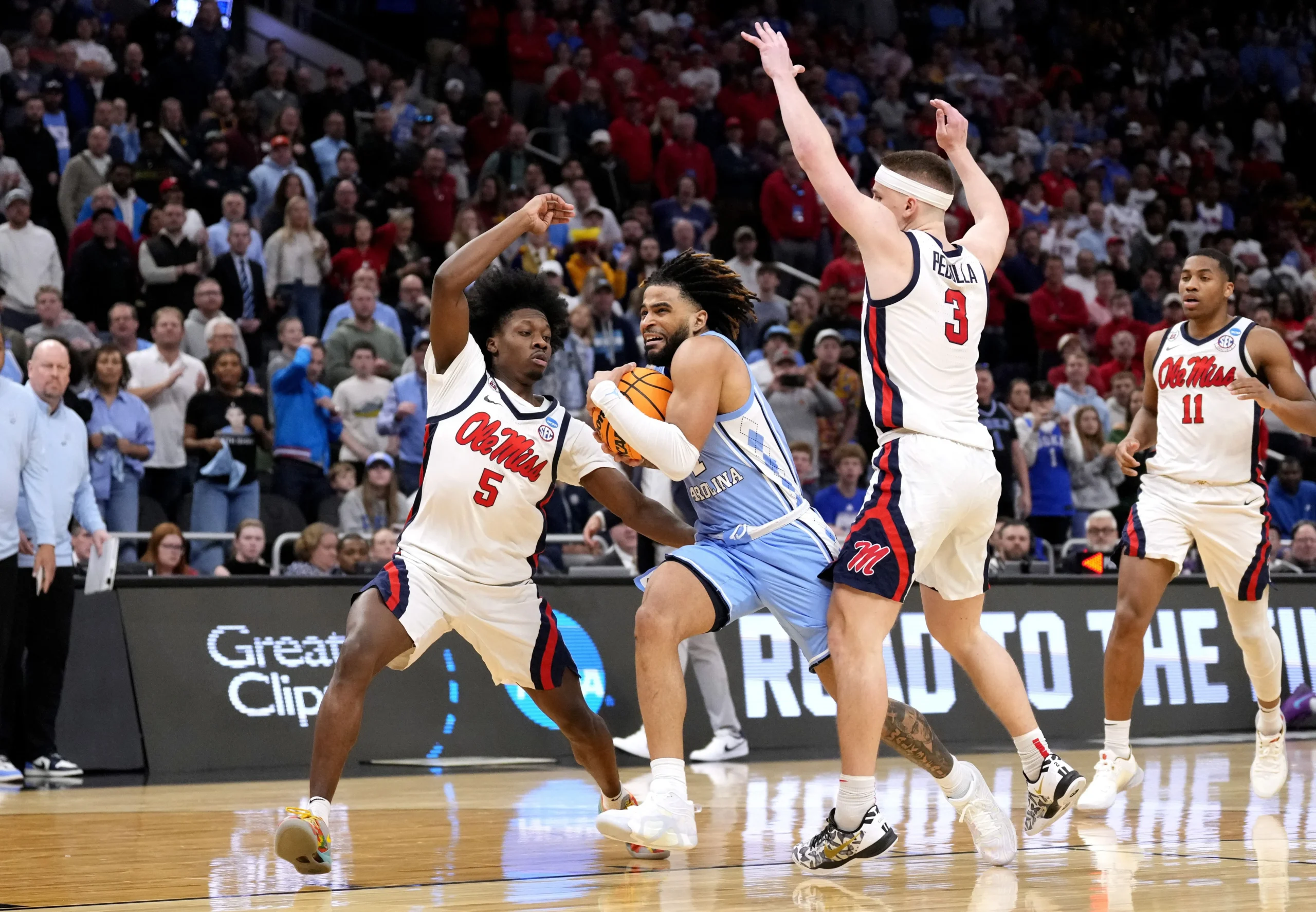 Ole Miss Stuns UNC: A Thrilling NCAA Tournament Showdown Ends 71-64