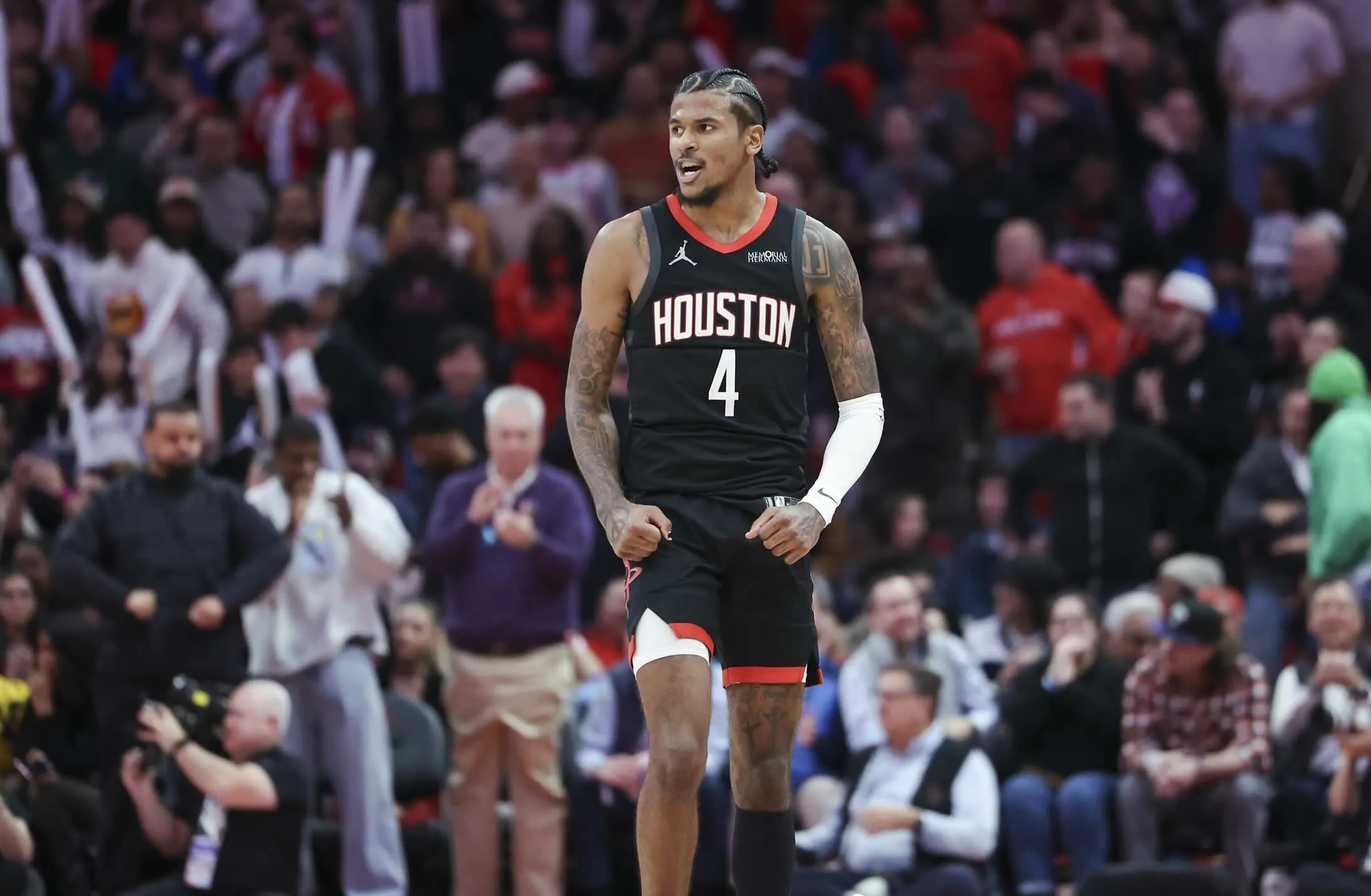 Rockets Soar to 8th Straight Win, Magic Left in the Dust!